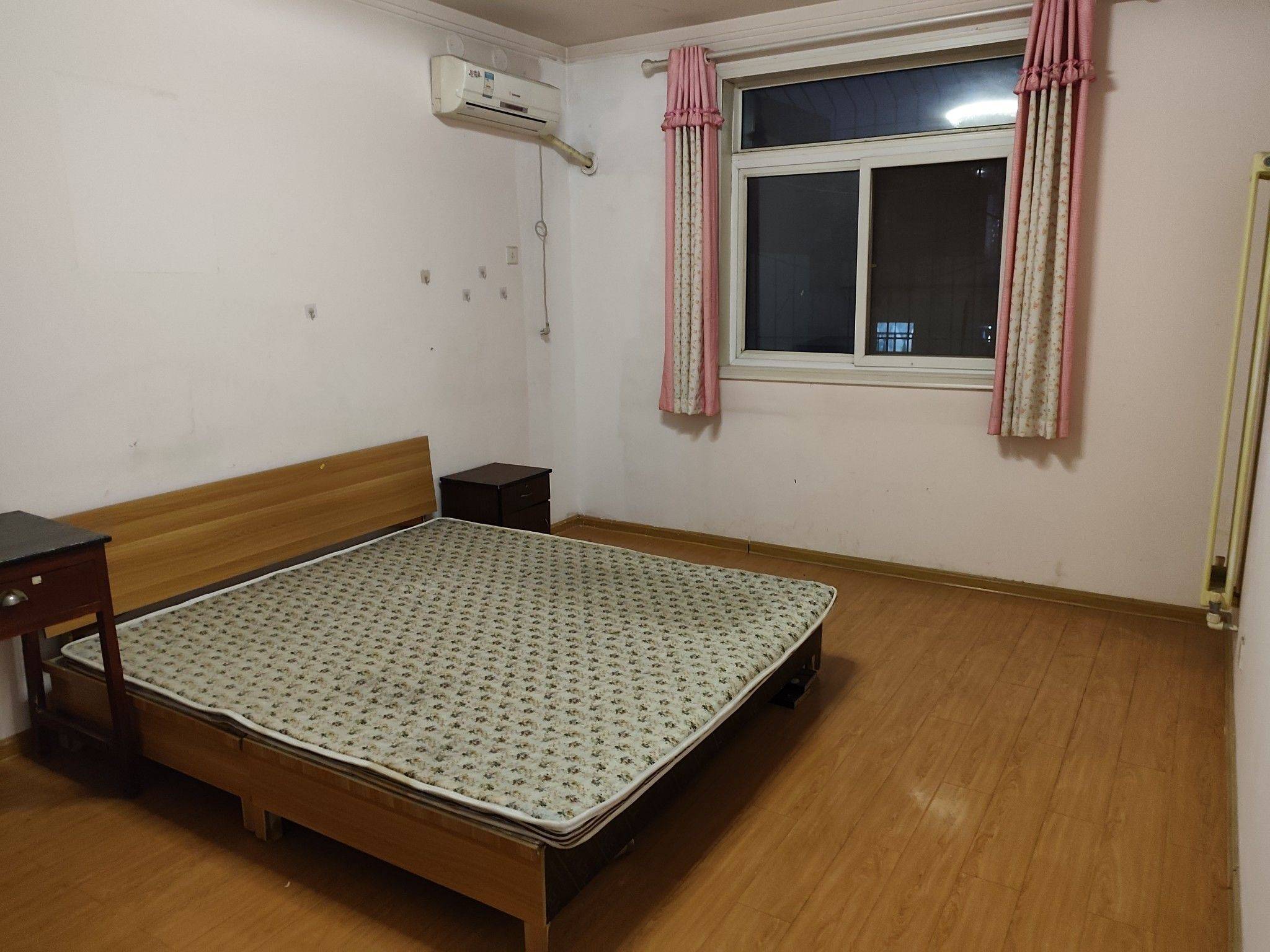 Zhengzhou-Erqi-Cozy Home,Clean&Comfy,“Friends”,Chilled,LGBTQ Friendly,Pet Friendly