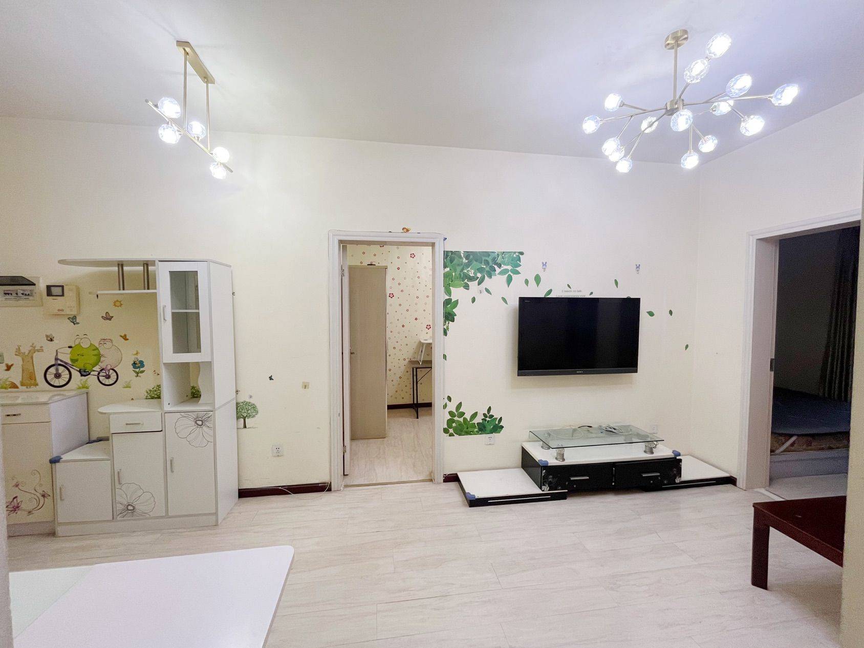 Chengdu-Chenghua-Cozy Home,Clean&Comfy,No Gender Limit,Hustle & Bustle,“Friends”,Chilled,LGBTQ Friendly