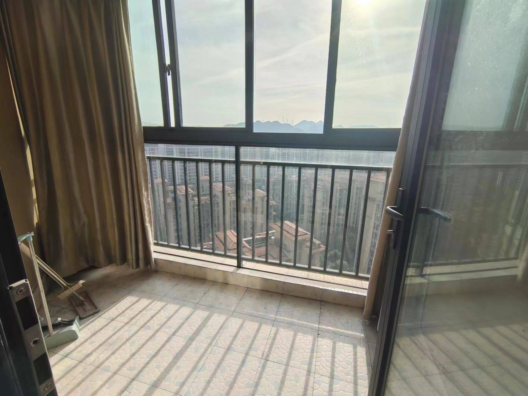 Hangzhou-Yuhang-Cozy Home,Clean&Comfy,No Gender Limit,Hustle & Bustle