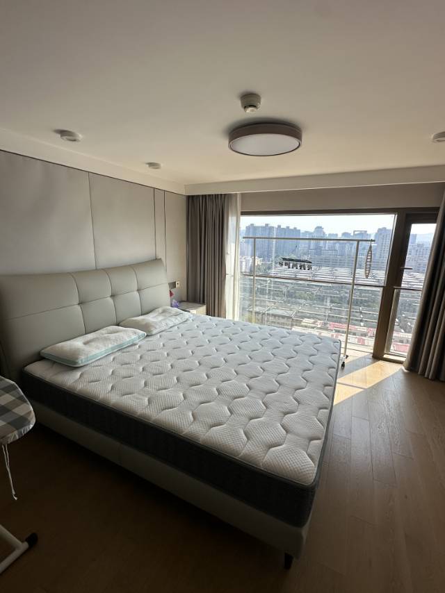 Hangzhou-Xihu-Clean&Comfy