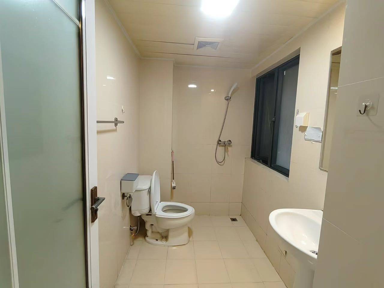 Dongguan-Nancheng-Cozy Home,Clean&Comfy,No Gender Limit,Chilled