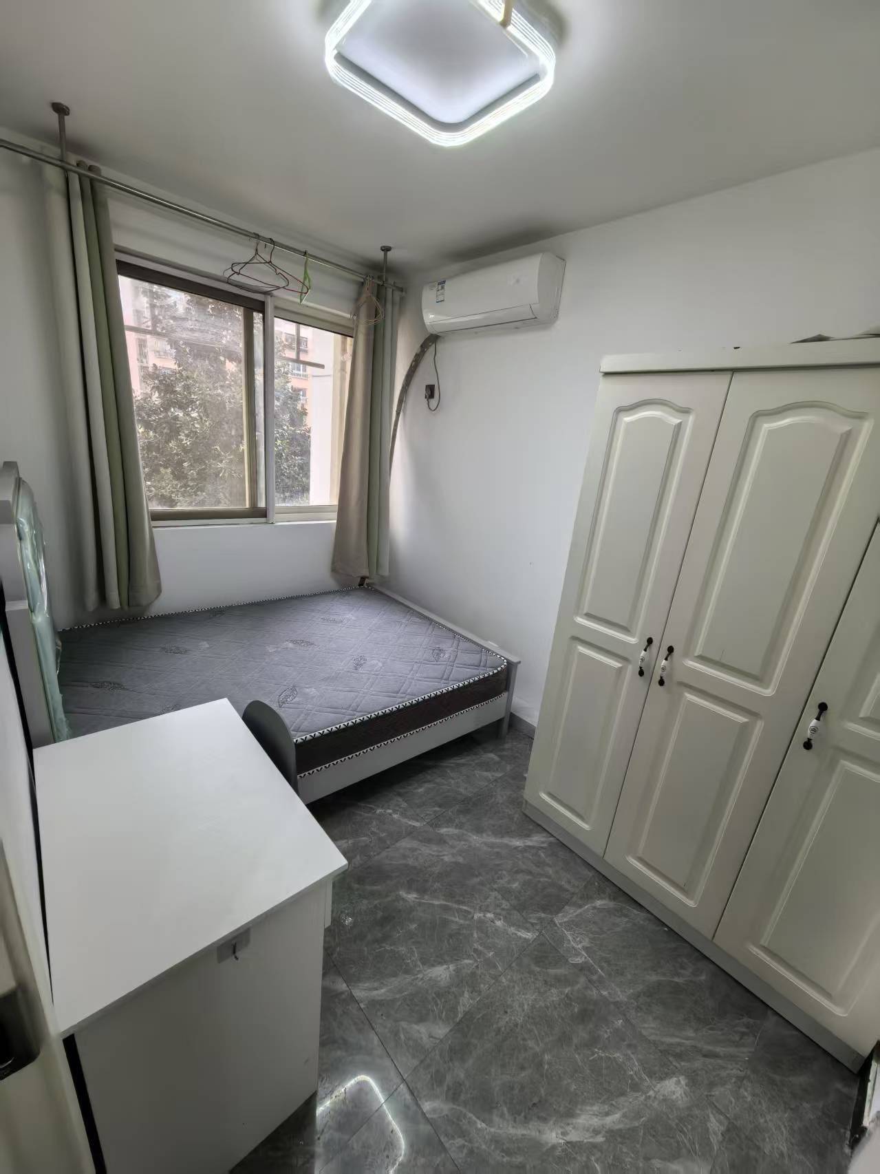 Nanjing-Yuhuatai-Cozy Home,Clean&Comfy,No Gender Limit,Pet Friendly