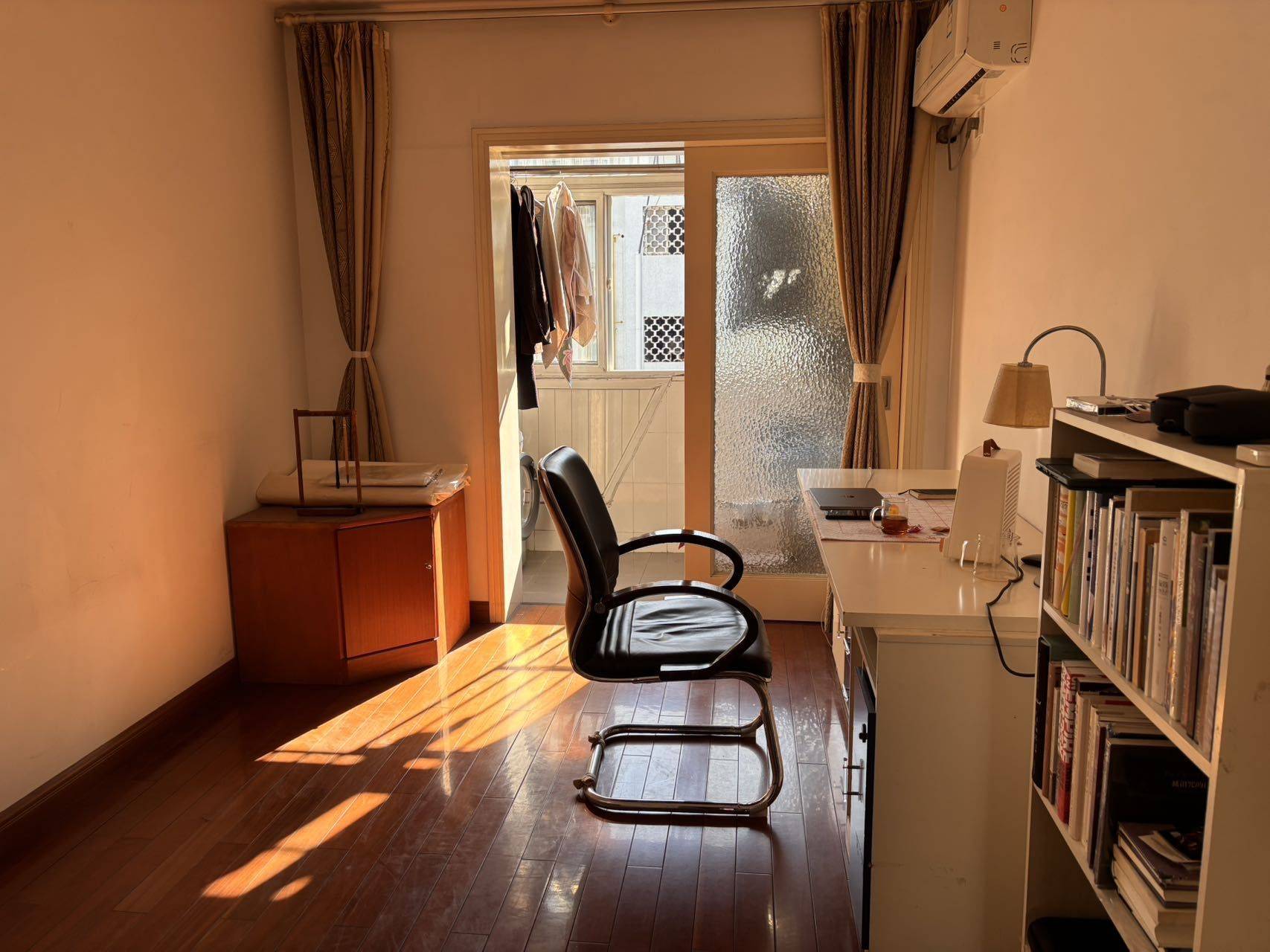 Hefei-Shushan-Cozy Home,Clean&Comfy,No Gender Limit,Hustle & Bustle,“Friends”,Chilled,LGBTQ Friendly,Pet Friendly