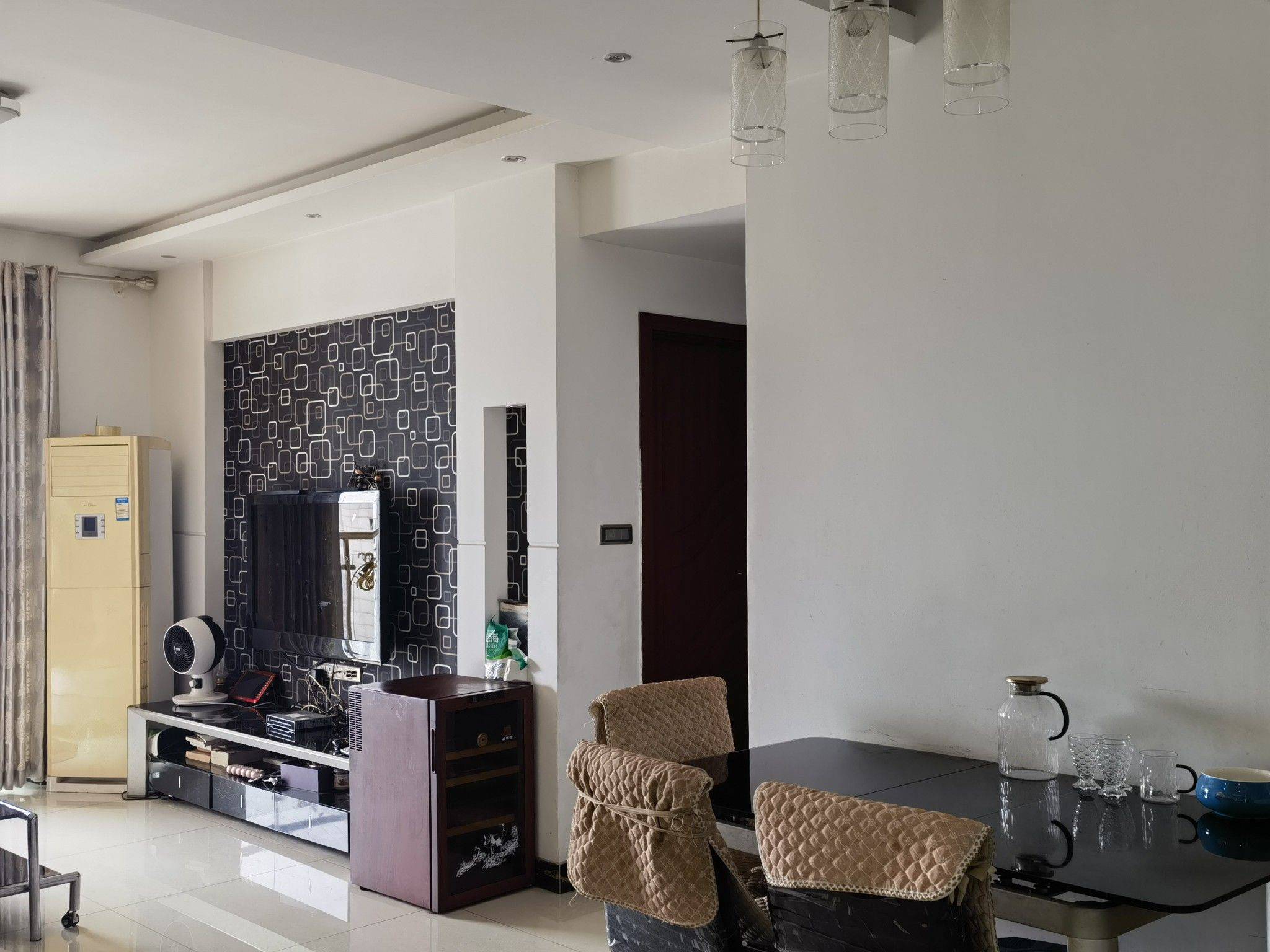 Chongqing-Nan'An-500RMB/Night,Cozy Home,Clean&Comfy,No Gender Limit,Hustle & Bustle