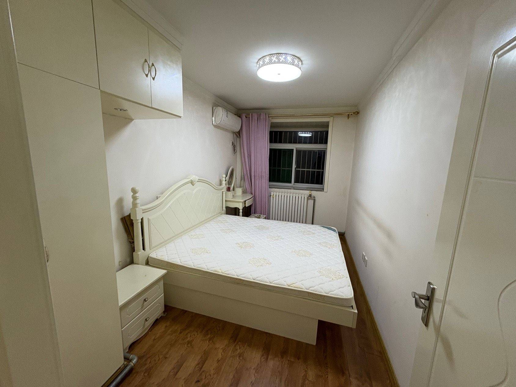 Jinan-Lixia-Cozy Home,Clean&Comfy,No Gender Limit,Hustle & Bustle,“Friends”,Chilled,LGBTQ Friendly,Pet Friendly