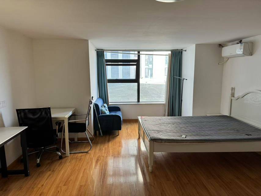 Chengdu-Shuangliu-Cozy Home,Clean&Comfy,No Gender Limit,Hustle & Bustle