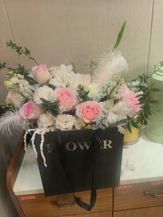 美景鸿城三室两厅一卫