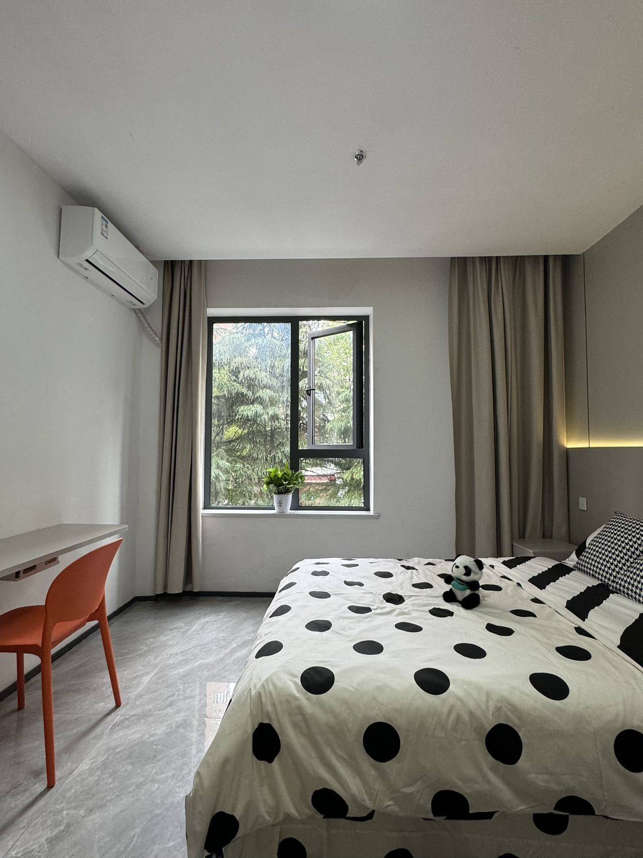 Shanghai-Pudong-Clean&Comfy,No Gender Limit,Pet Friendly