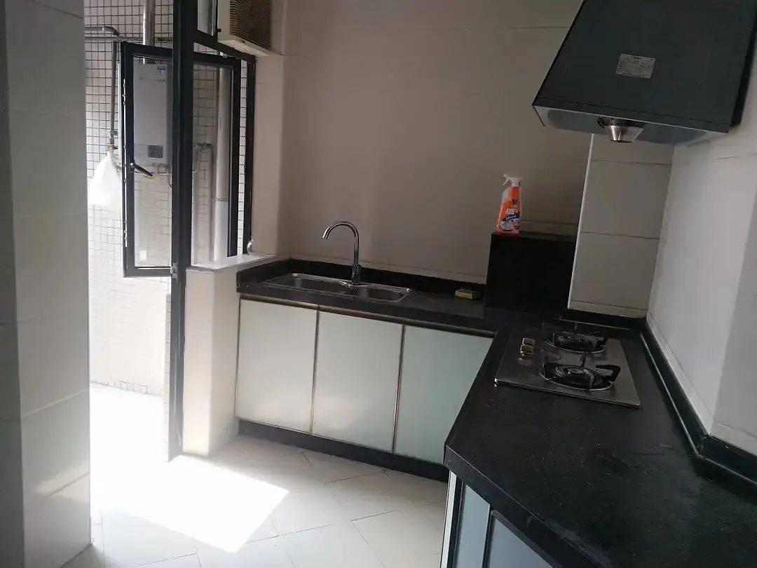 Guangzhou-Haizhu-Cozy Home,Clean&Comfy,No Gender Limit,Hustle & Bustle,“Friends”,Chilled,LGBTQ Friendly