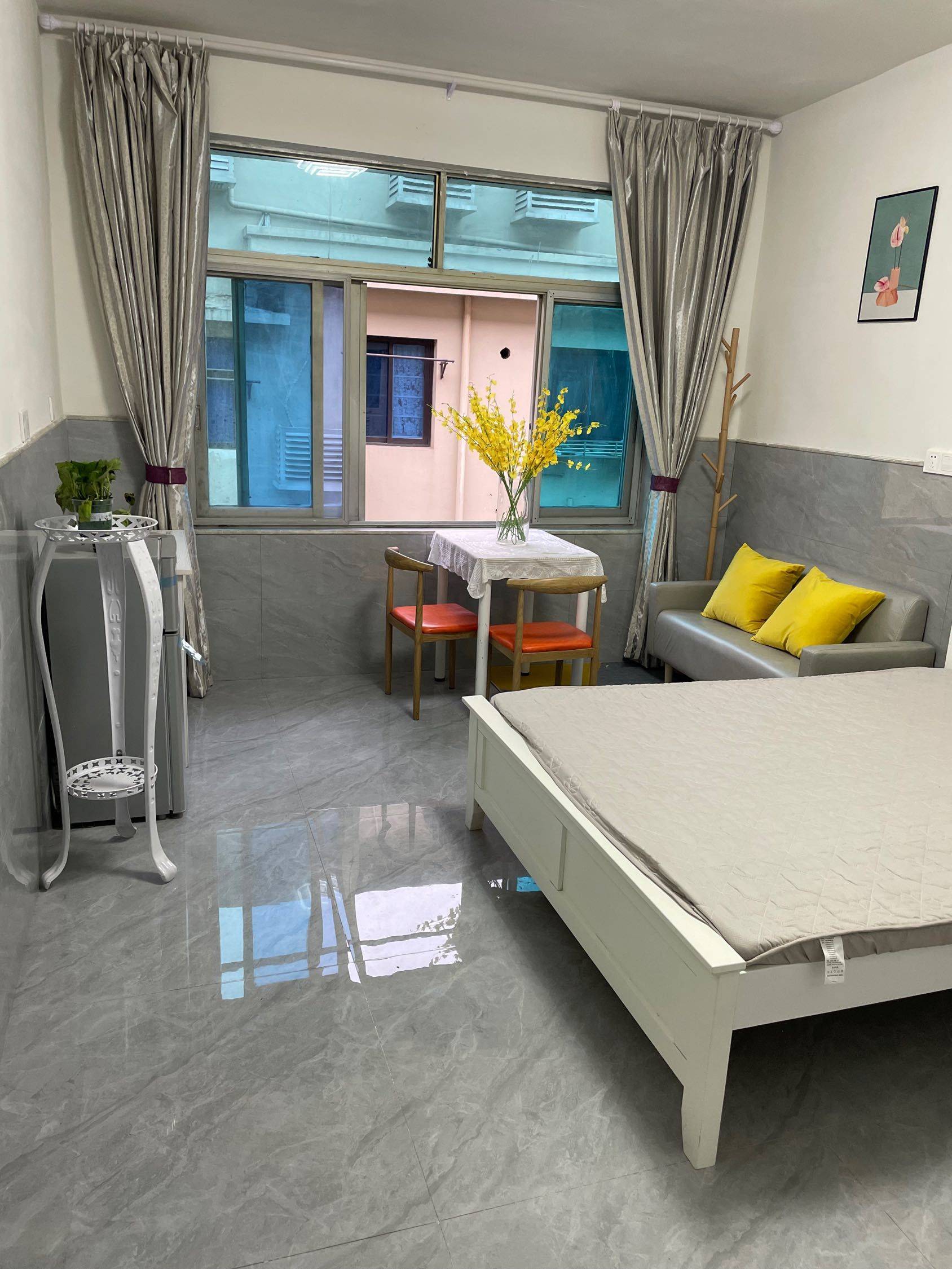 Hangzhou-Xihu-Long Term,Single Apartment