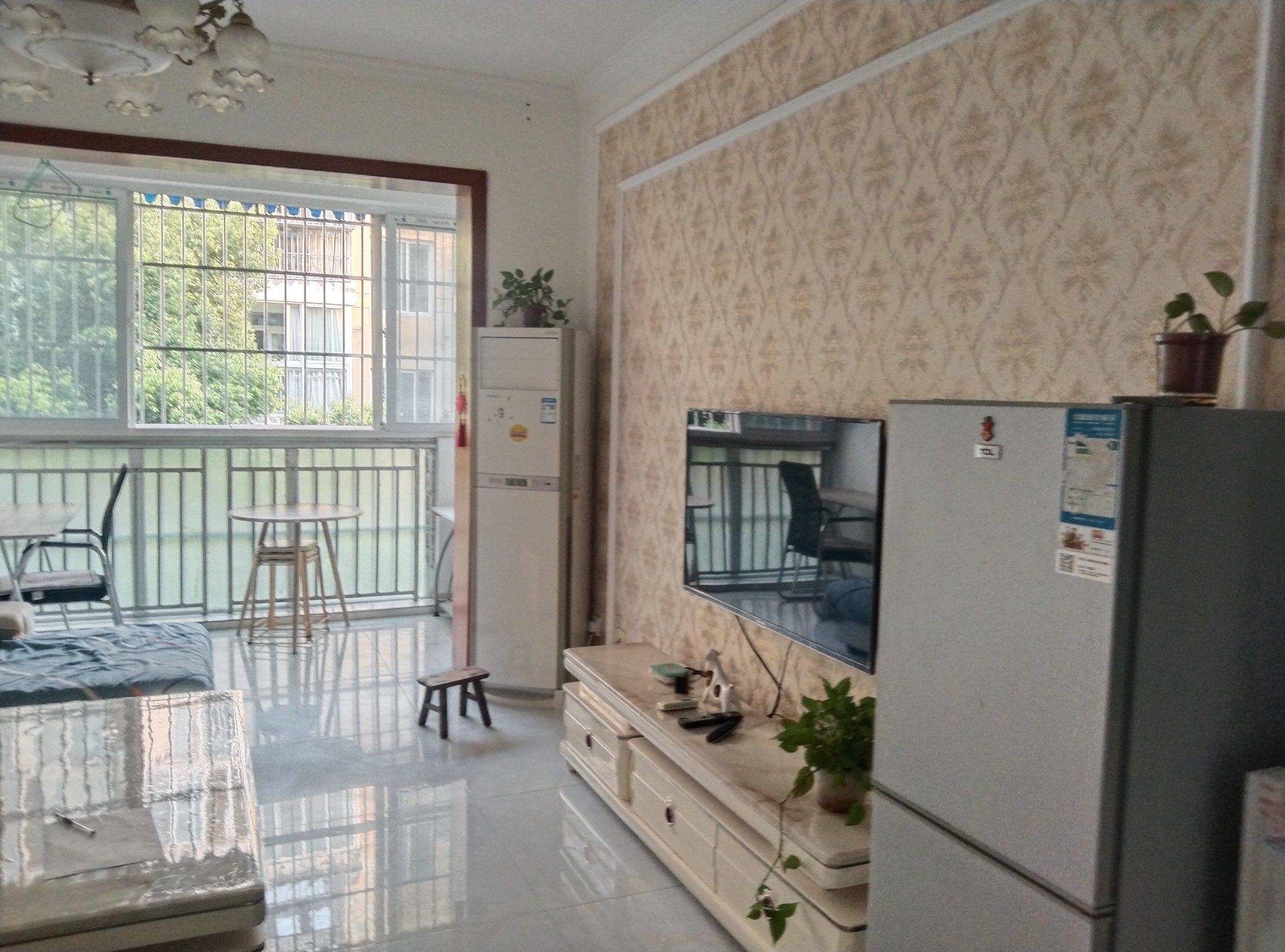 Chengdu-Longquanyi-Cozy Home,Clean&Comfy,Hustle & Bustle