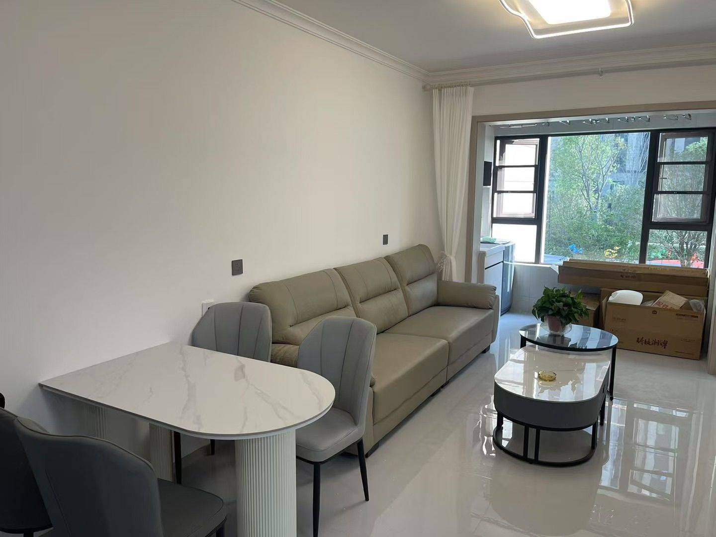 Zhengzhou-Jinshui-Cozy Home,Clean&Comfy,No Gender Limit,Hustle & Bustle,Chilled,Pet Friendly