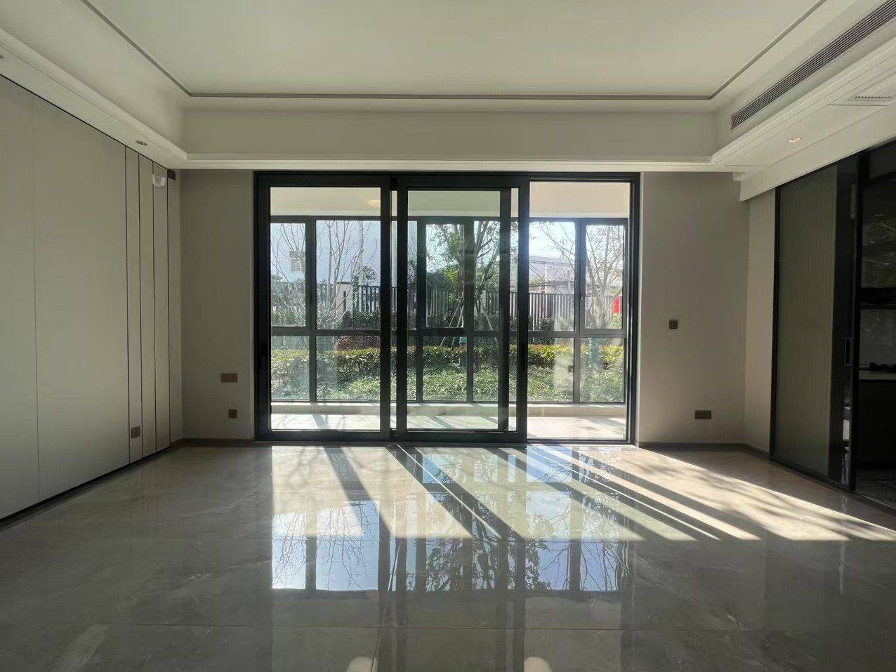 Shanghai-Minhang-Cozy Home,Clean&Comfy,No Gender Limit,Hustle & Bustle