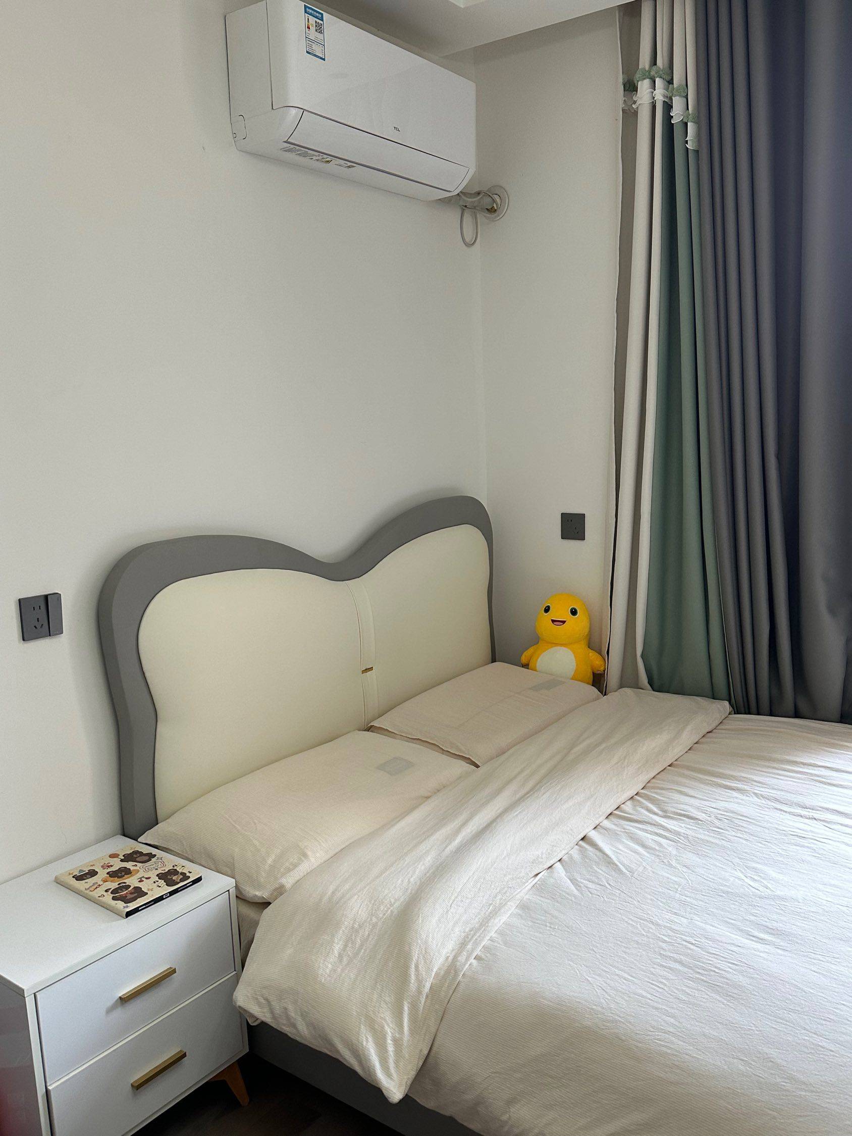 Shanghai-Baoshan-Cozy Home,Clean&Comfy,No Gender Limit,Hustle & Bustle,“Friends”
