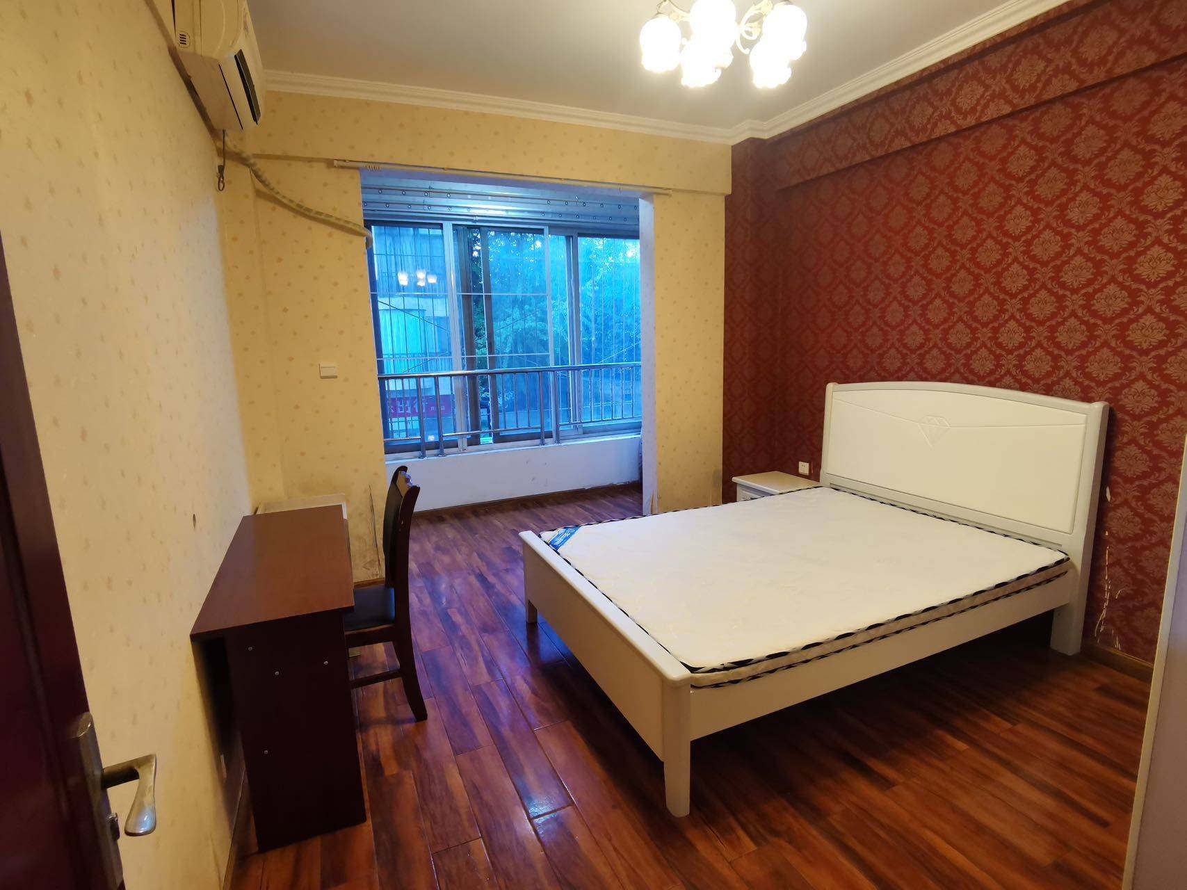 Chengdu-Wuhou-Cozy Home,Clean&Comfy,No Gender Limit,Hustle & Bustle,“Friends”,Chilled,LGBTQ Friendly,Pet Friendly