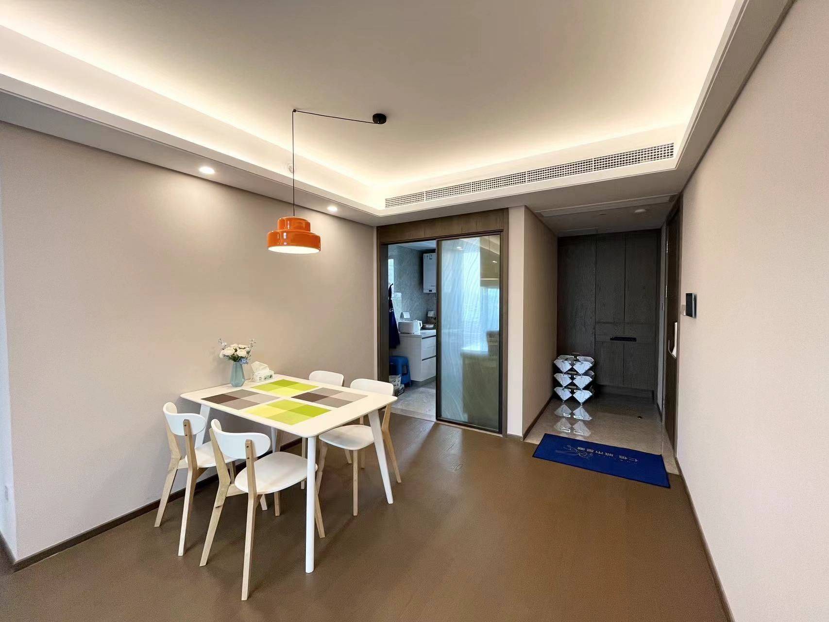 Nanjing-Jiangning-Cozy Home,Clean&Comfy,No Gender Limit,Hustle & Bustle,“Friends”,Chilled,LGBTQ Friendly,Pet Friendly