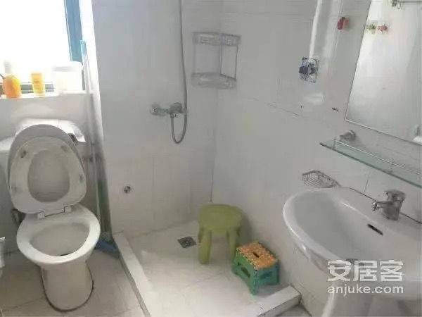 Shanghai-Pudong-Cozy Home,Clean&Comfy,No Gender Limit,Chilled,Pet Friendly