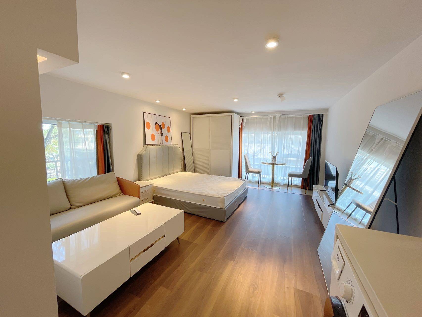 Hangzhou-Shangcheng-Cozy Home,Clean&Comfy,No Gender Limit,Hustle & Bustle,“Friends”,Chilled,LGBTQ Friendly,Pet Friendly