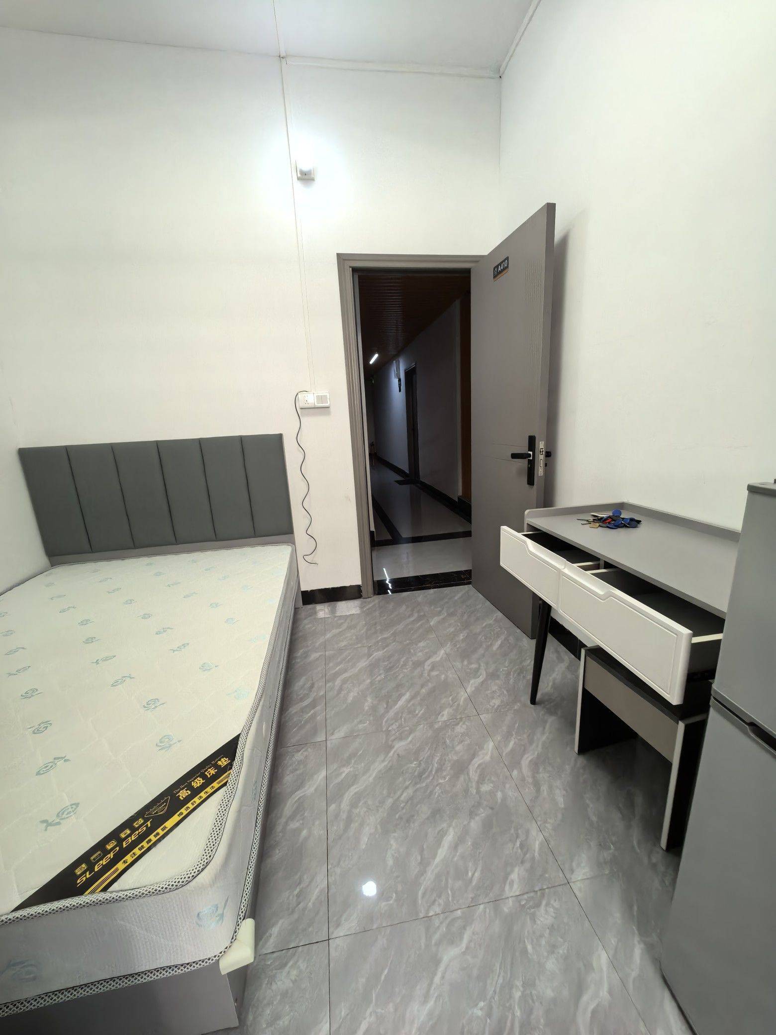 Guangzhou-Tianhe-Cozy Home,Clean&Comfy,No Gender Limit,Hustle & Bustle,“Friends”,Chilled,LGBTQ Friendly,Pet Friendly