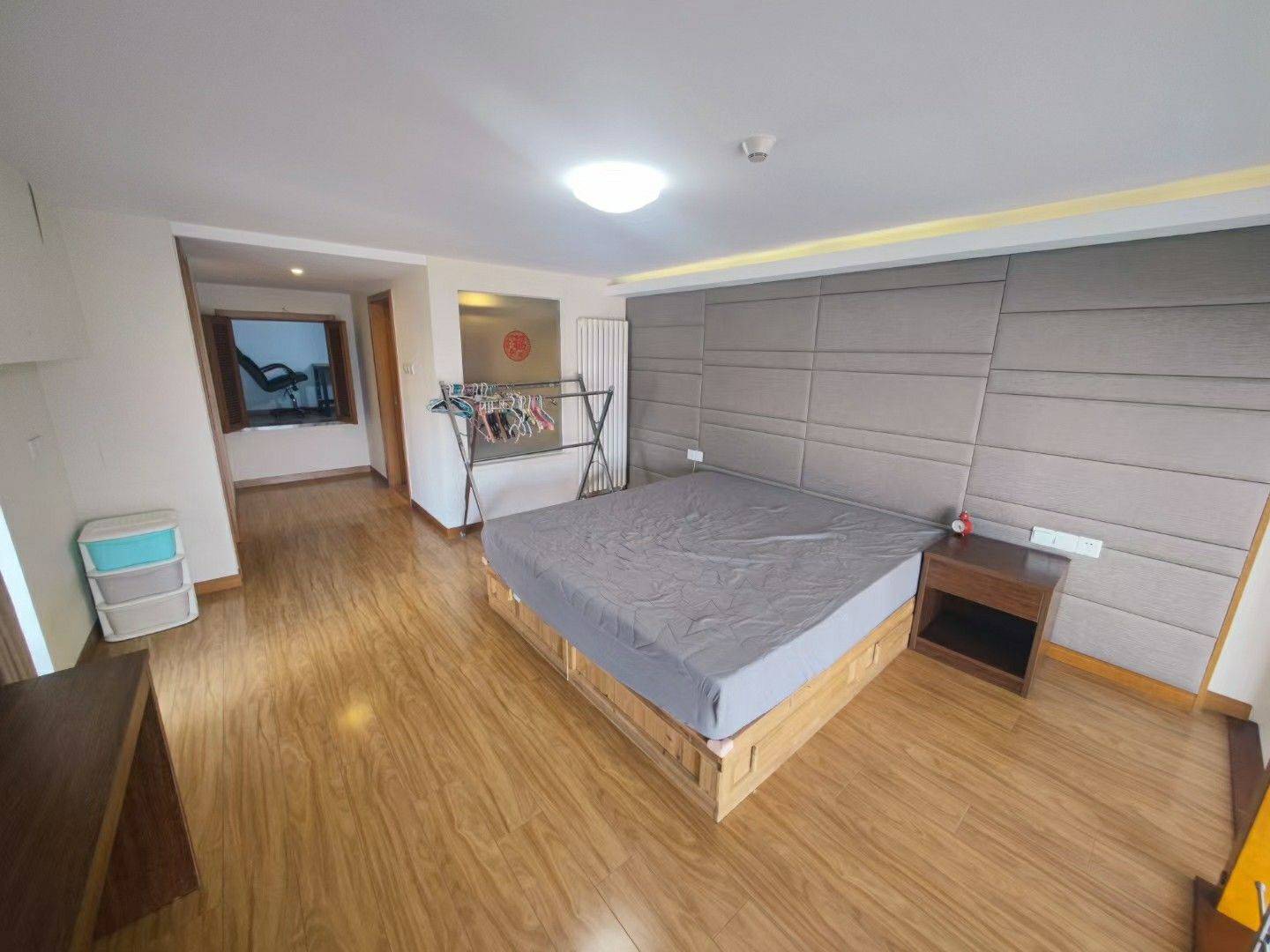 Qingdao-Huangdao-Cozy Home,Clean&Comfy,No Gender Limit,Hustle & Bustle,“Friends”,Chilled