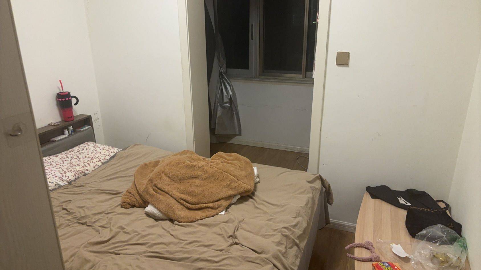 Wuhan-Jianghan-Cozy Home,Clean&Comfy,No Gender Limit,Hustle & Bustle,“Friends”,Chilled