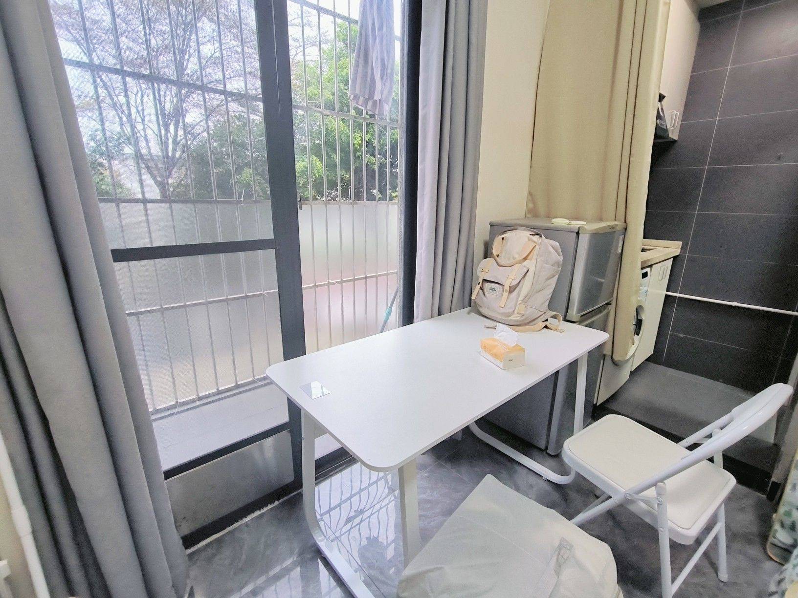 Shenzhen-BaoAn-Cozy Home,Clean&Comfy,No Gender Limit,Hustle & Bustle,“Friends”,Chilled,LGBTQ Friendly,Pet Friendly