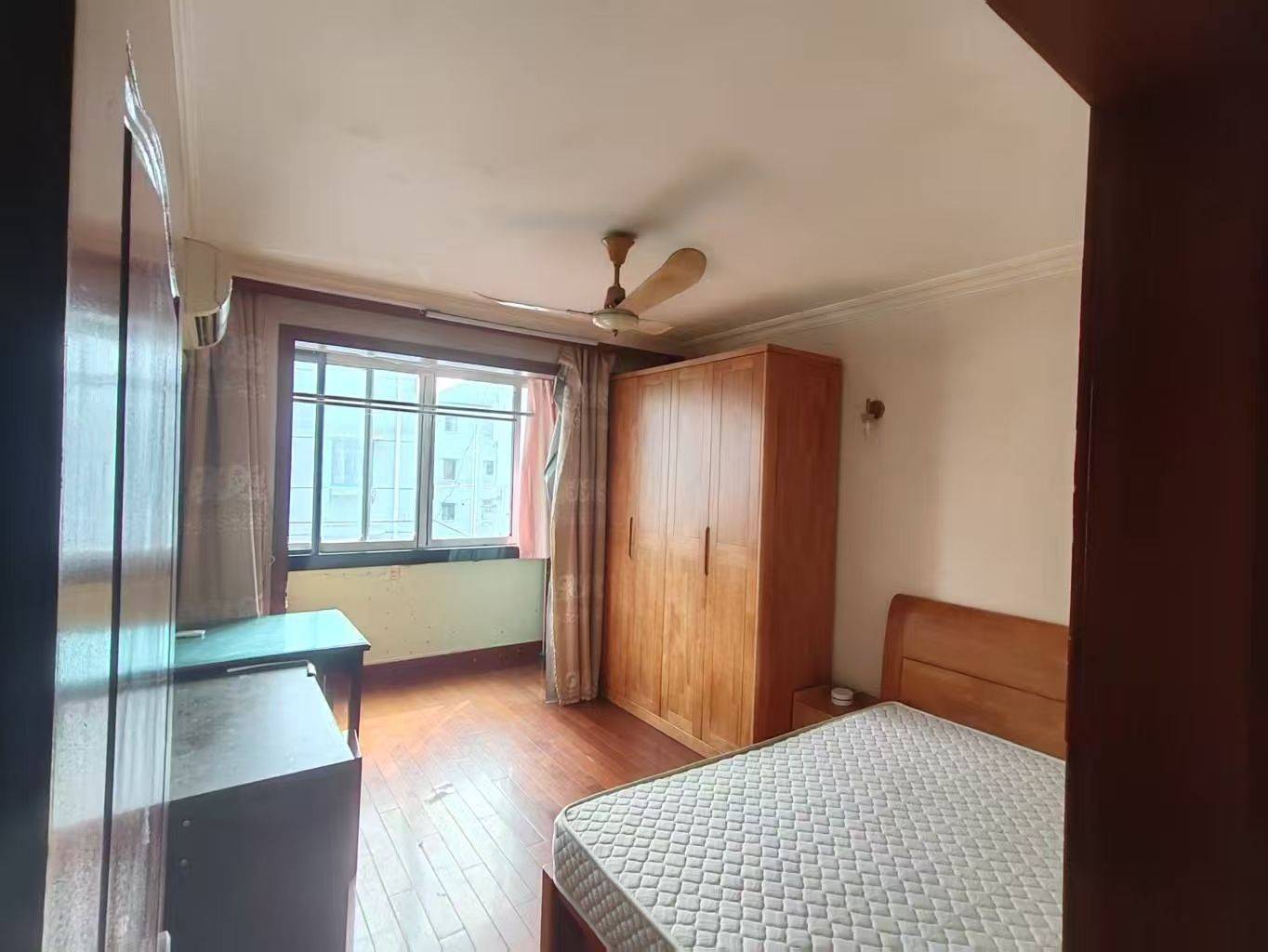 Shanghai-Jing‘An-Cozy Home,Clean&Comfy,No Gender Limit,Hustle & Bustle,Pet Friendly
