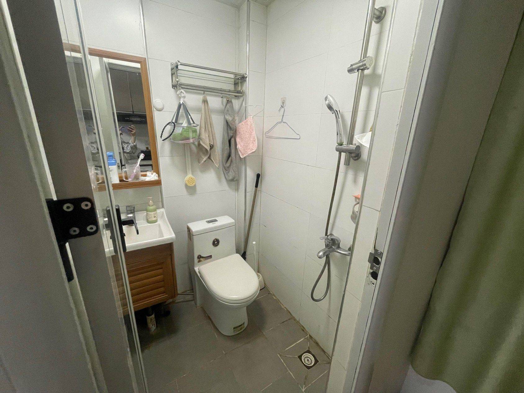 Shenzhen-BaoAn-Cozy Home,Clean&Comfy,No Gender Limit,Hustle & Bustle