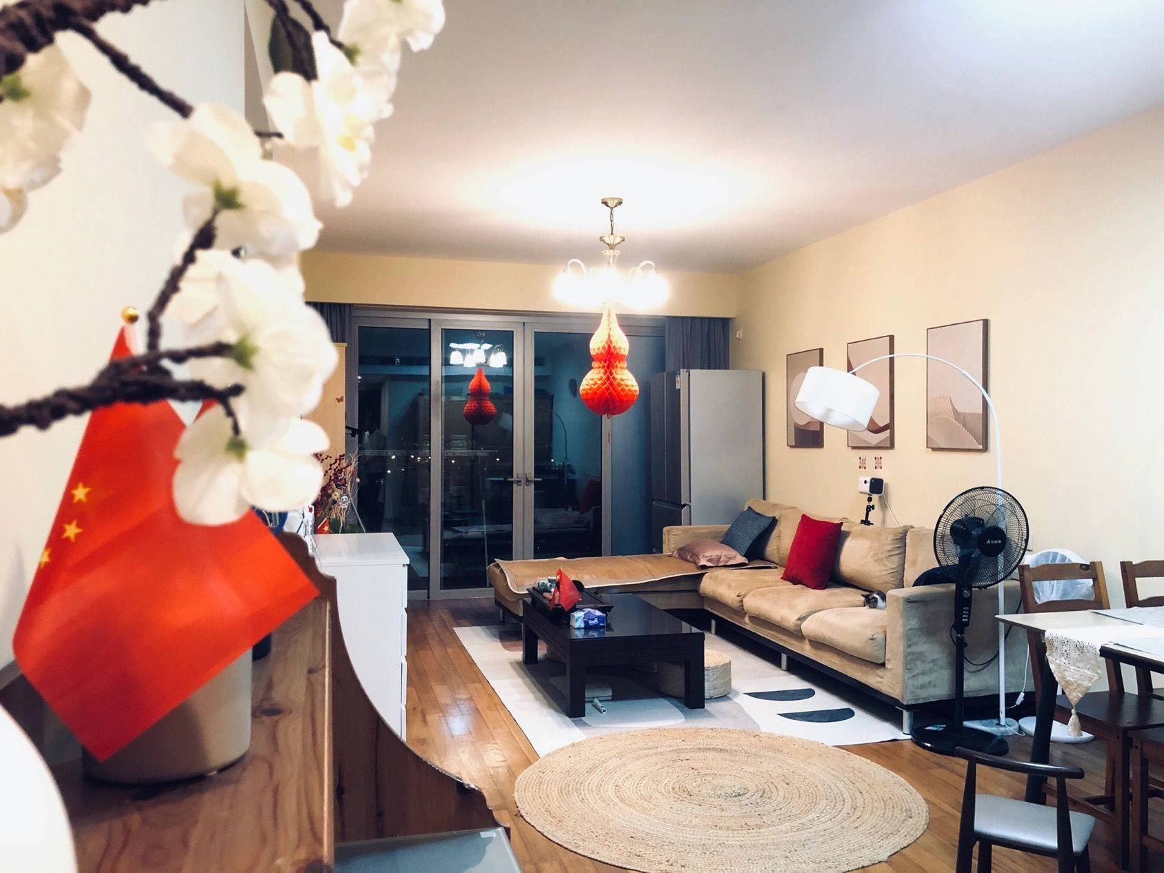 Shanghai-Pudong-Cozy Home,Clean&Comfy,No Gender Limit,Hustle & Bustle,“Friends”,Chilled,LGBTQ Friendly