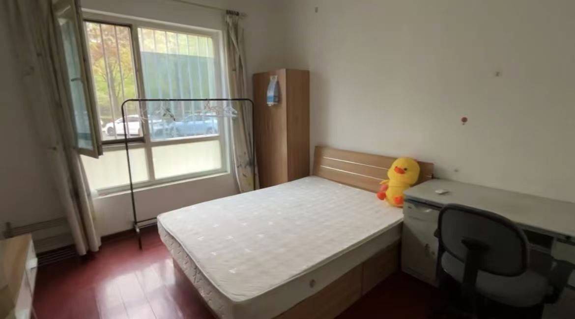Beijing-Chaoyang-Seeking Flatmate