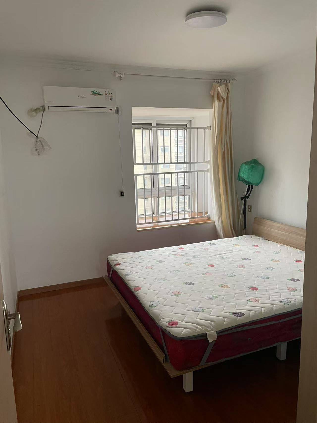 Nanjing-Pukou-Cozy Home,Clean&Comfy,No Gender Limit,Hustle & Bustle,“Friends”,Chilled,LGBTQ Friendly,Pet Friendly