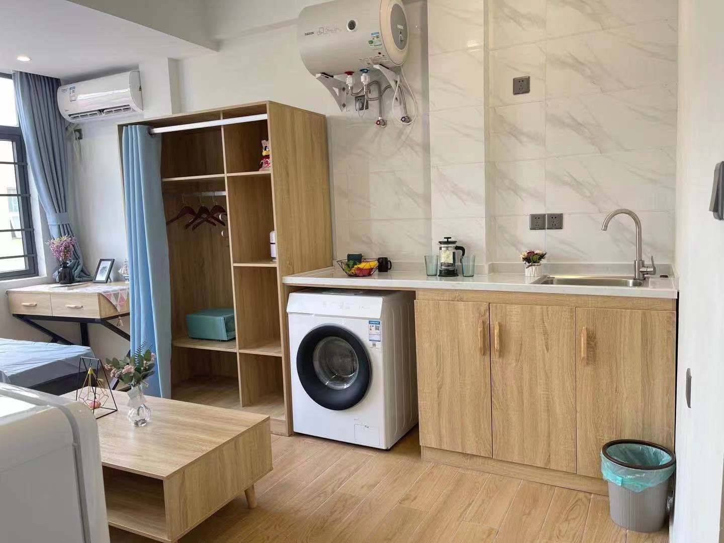Shenzhen-Futian-Cozy Home,Clean&Comfy,Hustle & Bustle,Chilled,LGBTQ Friendly,Pet Friendly
