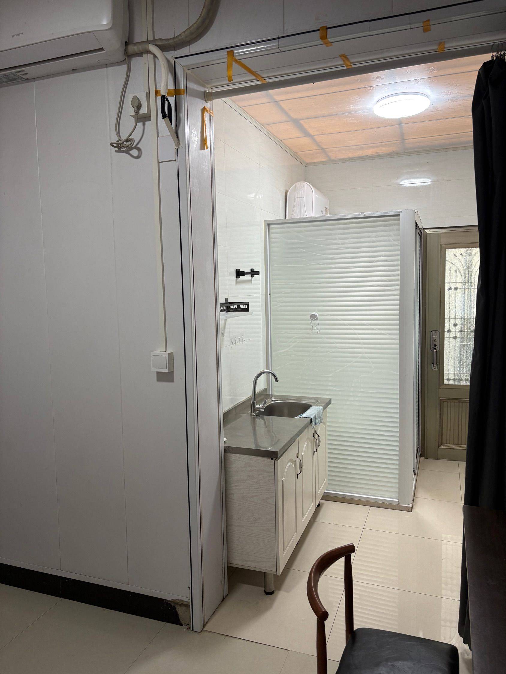 Shanghai-Pudong-Cozy Home,Clean&Comfy,No Gender Limit,Hustle & Bustle,“Friends”,Chilled,LGBTQ Friendly,Pet Friendly