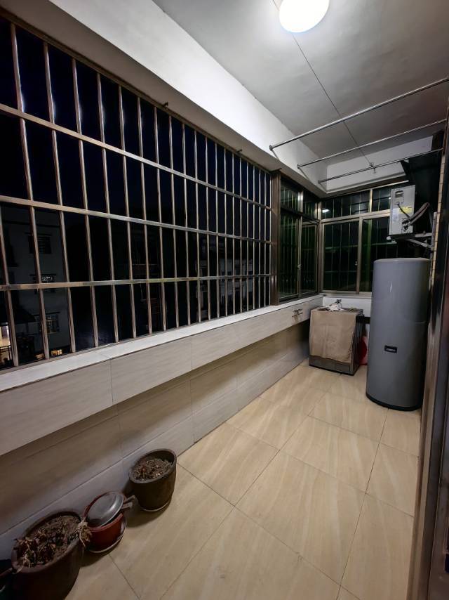 Dongguan-Wanjiang-Cozy Home,Clean&Comfy,No Gender Limit,Hustle & Bustle