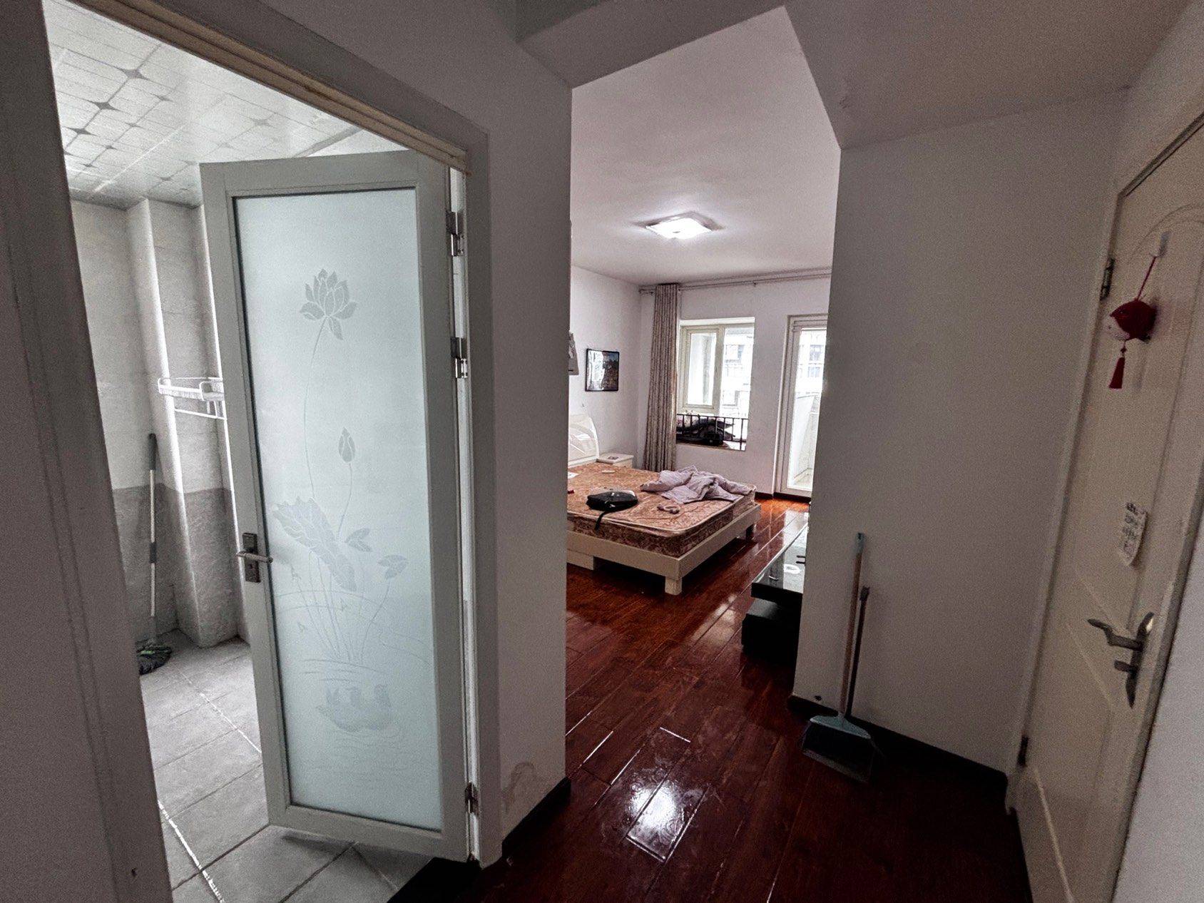 Chengdu-JinJiang-Cozy Home,Clean&Comfy,No Gender Limit,Hustle & Bustle