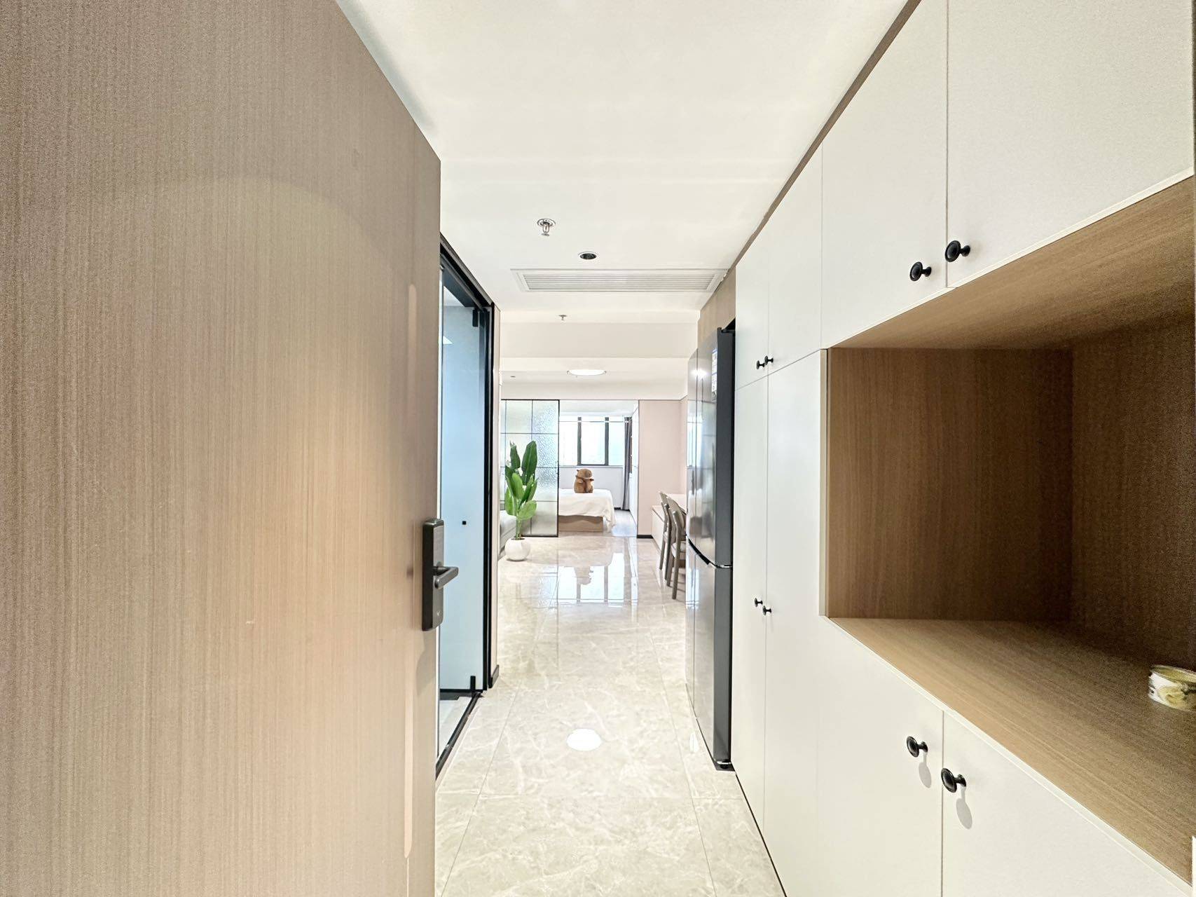 Shanghai-Jing‘An-Cozy Home,Clean&Comfy,No Gender Limit,Hustle & Bustle,“Friends”,Chilled,LGBTQ Friendly,Pet Friendly