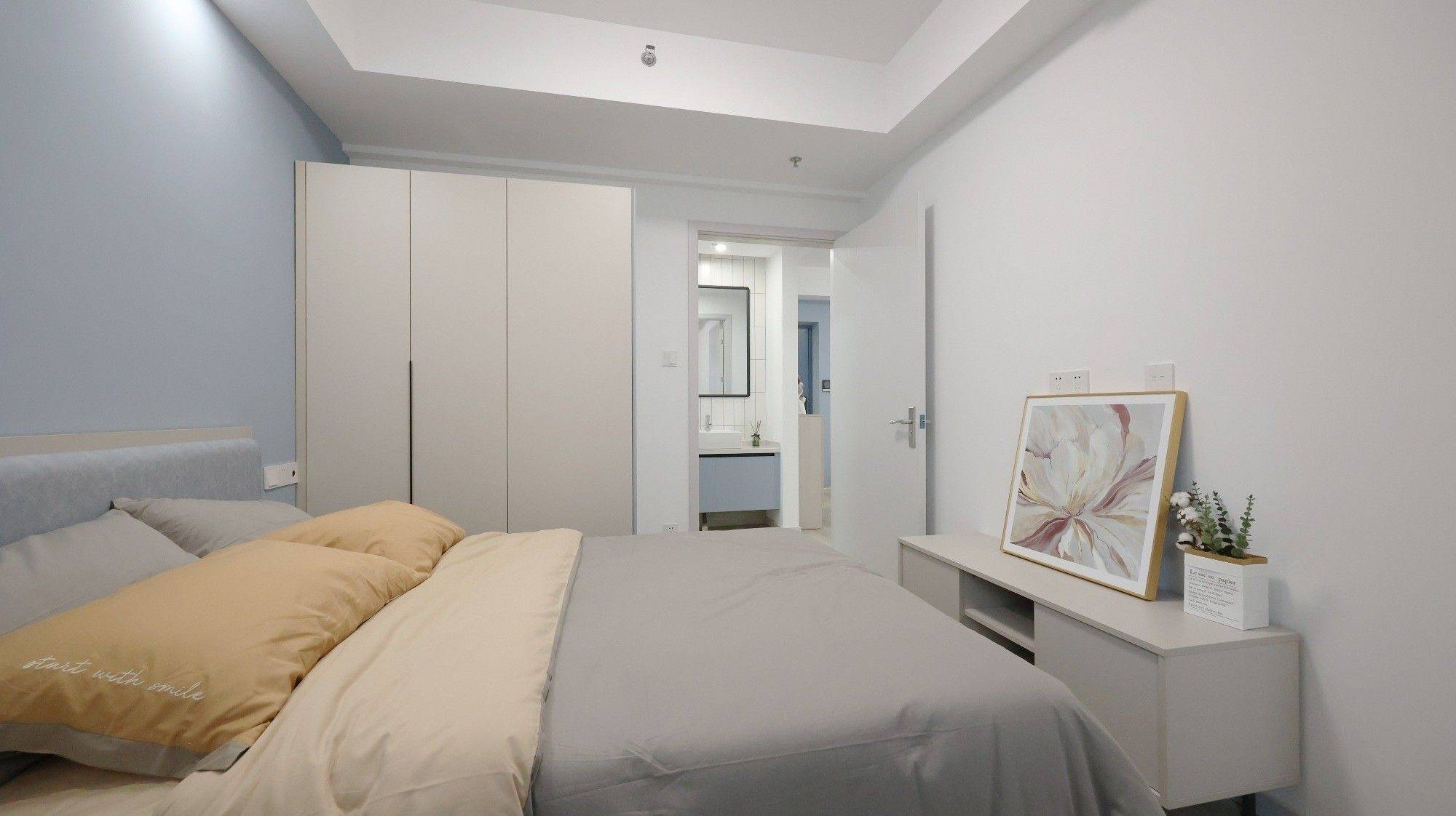 Shanghai-Changning-定制装修,博主风,采光好,风水好,LGBTQ Friendly,Cozy Home,Clean&Comfy,No Gender Limit,Hustle & Bustle,“Friends”,Chilled