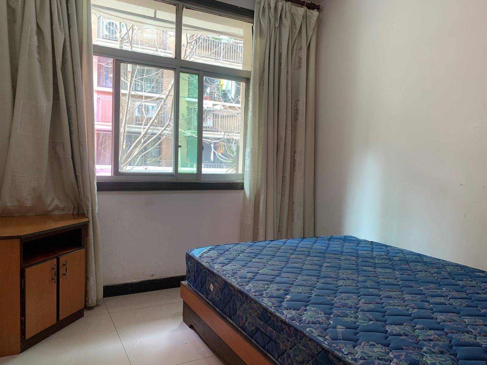 Chongqing-Beibei-Cozy Home,Clean&Comfy,No Gender Limit,Hustle & Bustle,“Friends”,Chilled,Pet Friendly