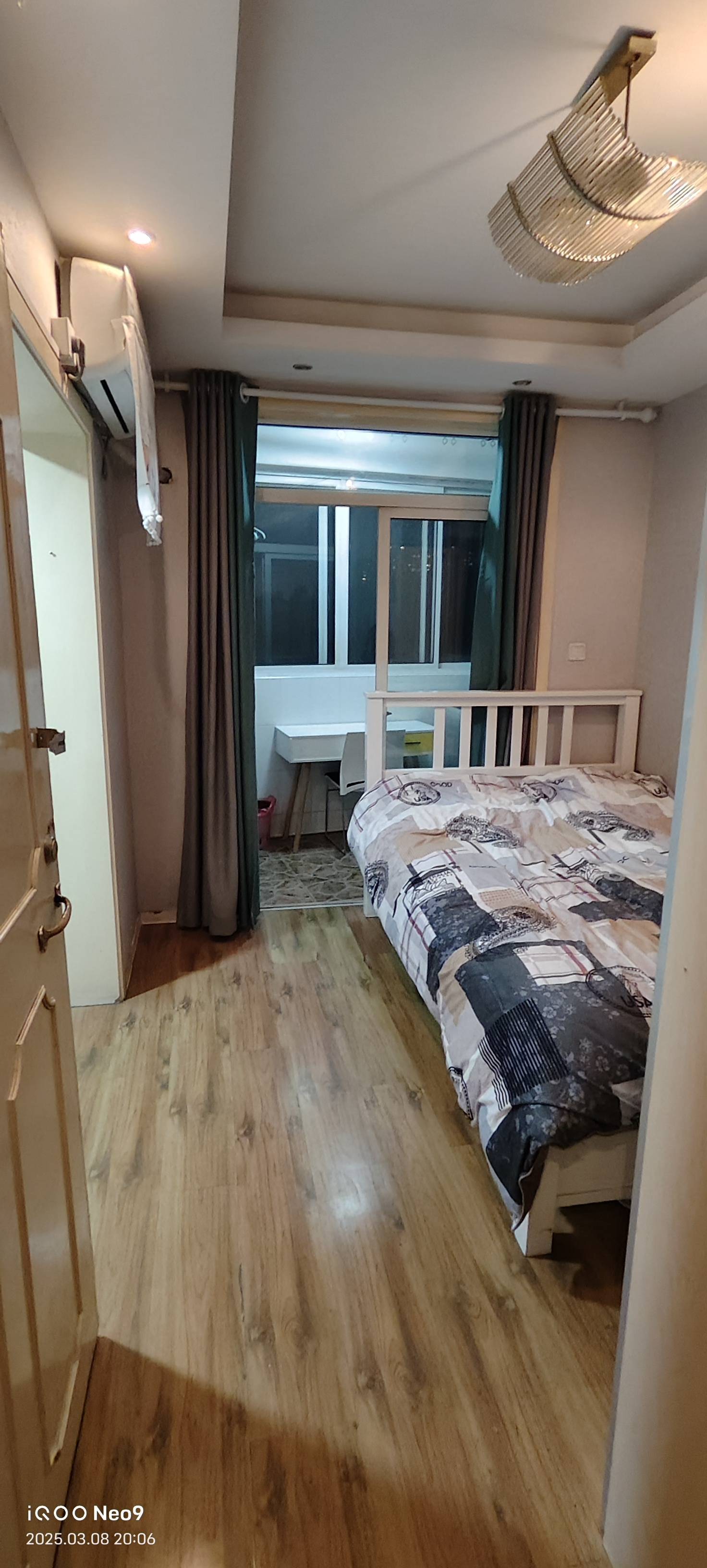 Shanghai-Minhang-70RMB/Night,🉑民用0.6毛一度电,🏩100米生活广场,🚄5分钟到地铁站,🌹可申请0押金入住,🈶可提取公积金,🍒镇府保障才人公寓,🈶免费办理居住证