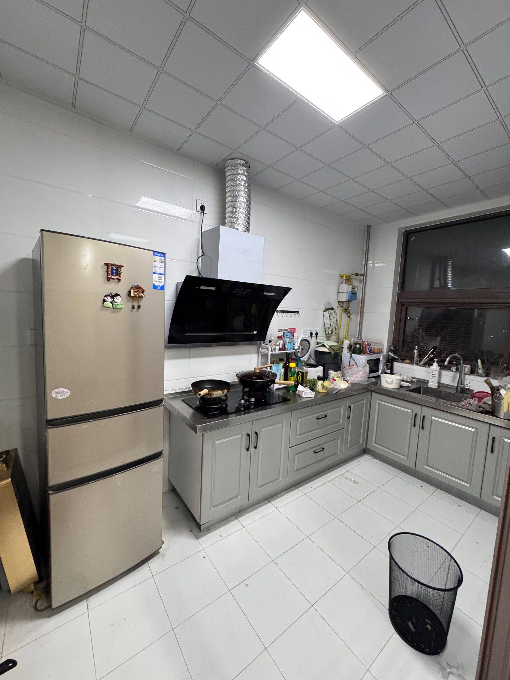 Zhengzhou-Jinshui-Sublet