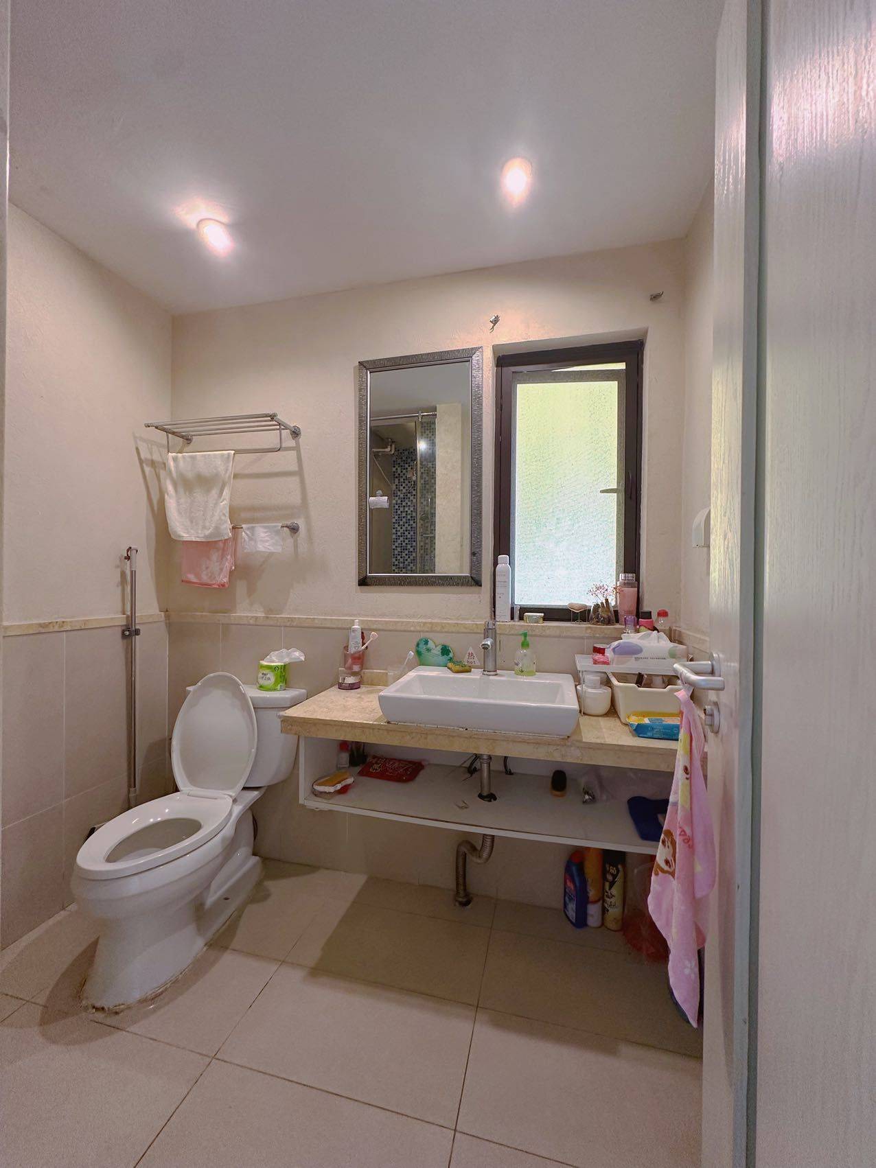 Sanya-Jiyang-Cozy Home,Clean&Comfy,No Gender Limit,Hustle & Bustle,“Friends”,Chilled