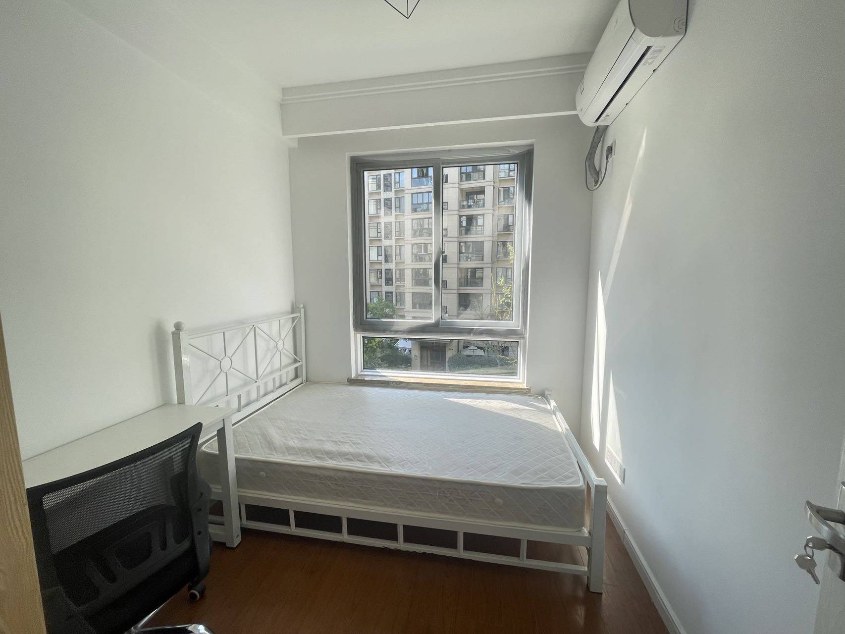 Hangzhou-Xihu-Cozy Home,Clean&Comfy,No Gender Limit,Hustle & Bustle