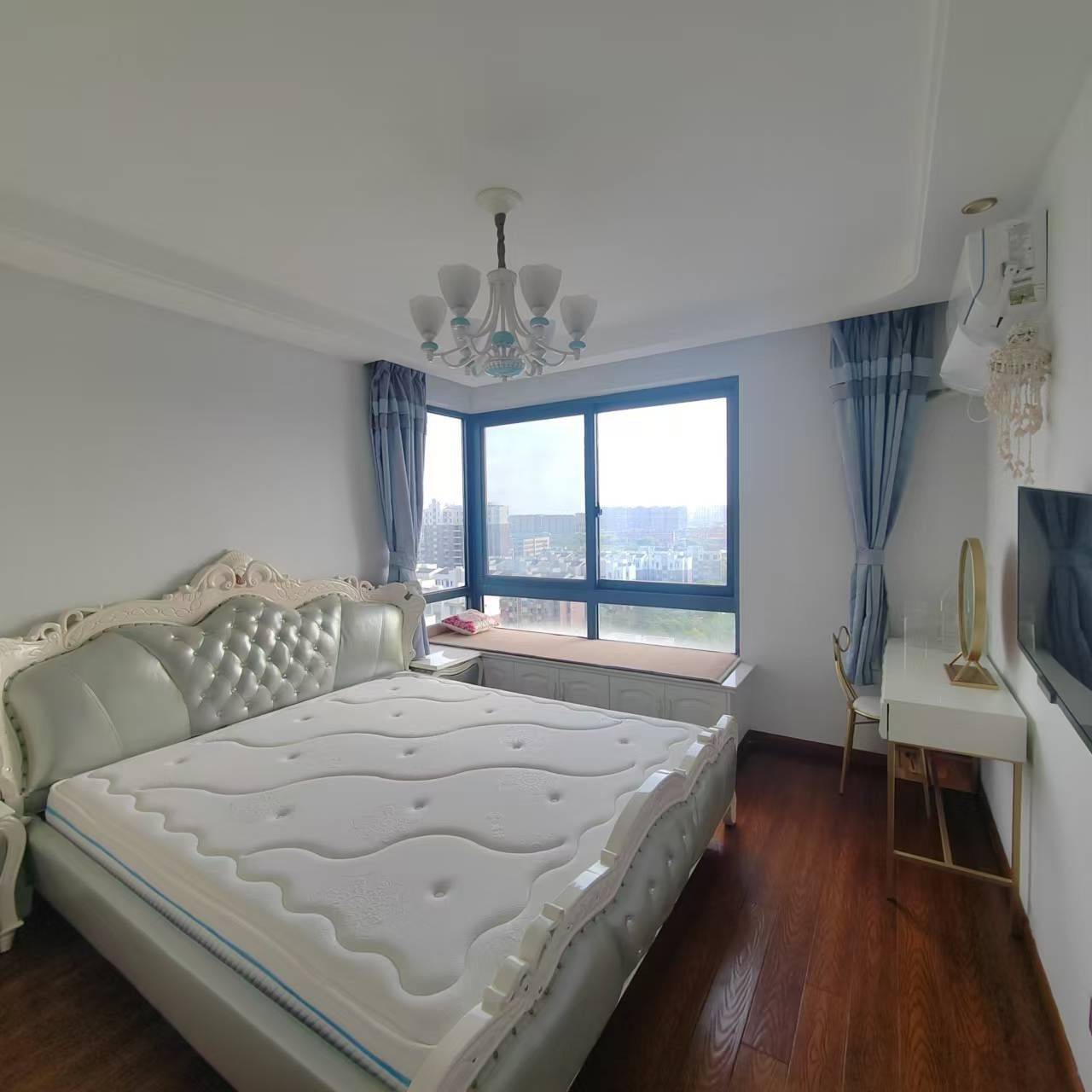 Shanghai-Pudong-仅女生,洗衣机带烘干,2023装修的