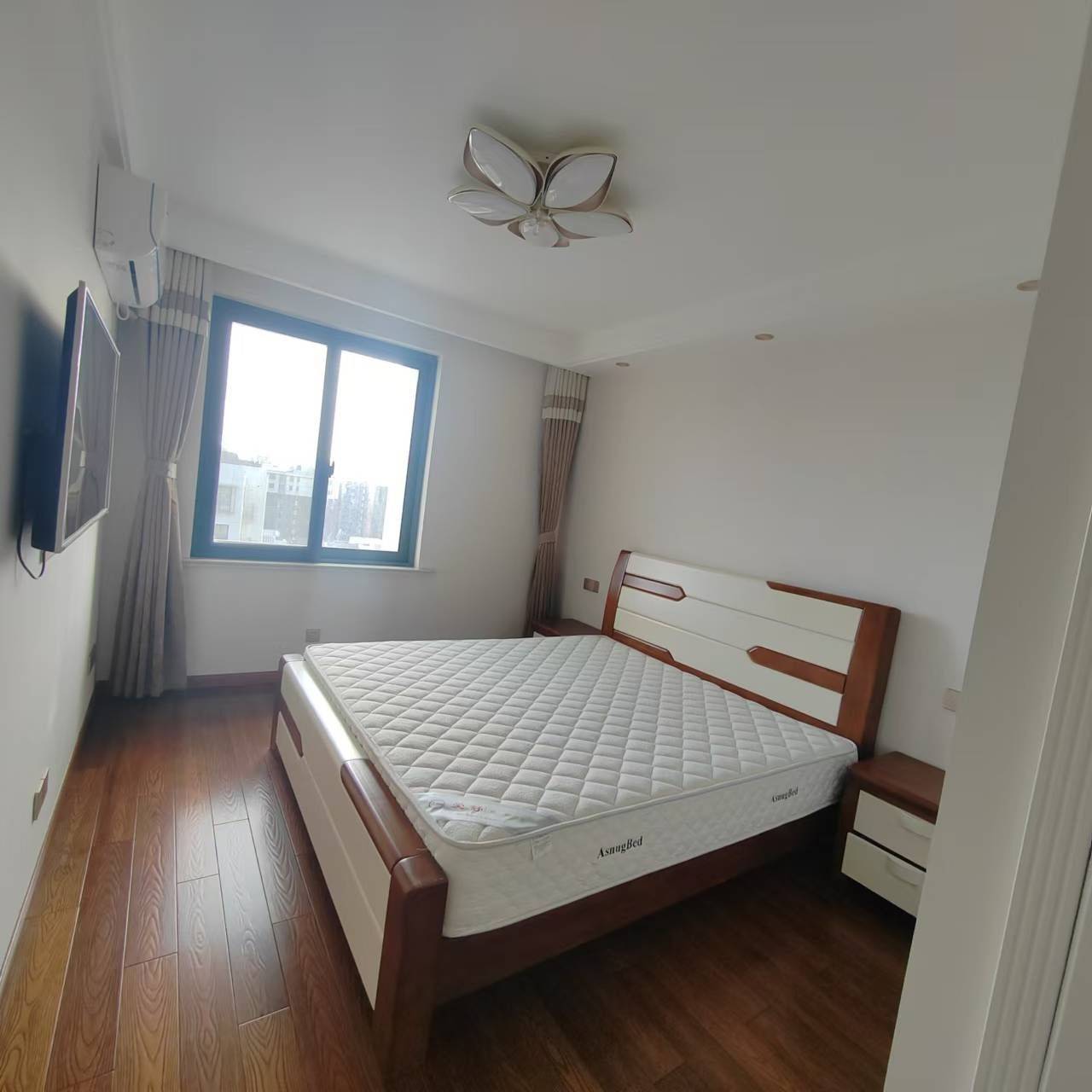 Shanghai-Pudong-仅女生,洗衣机带烘干,2023装修的