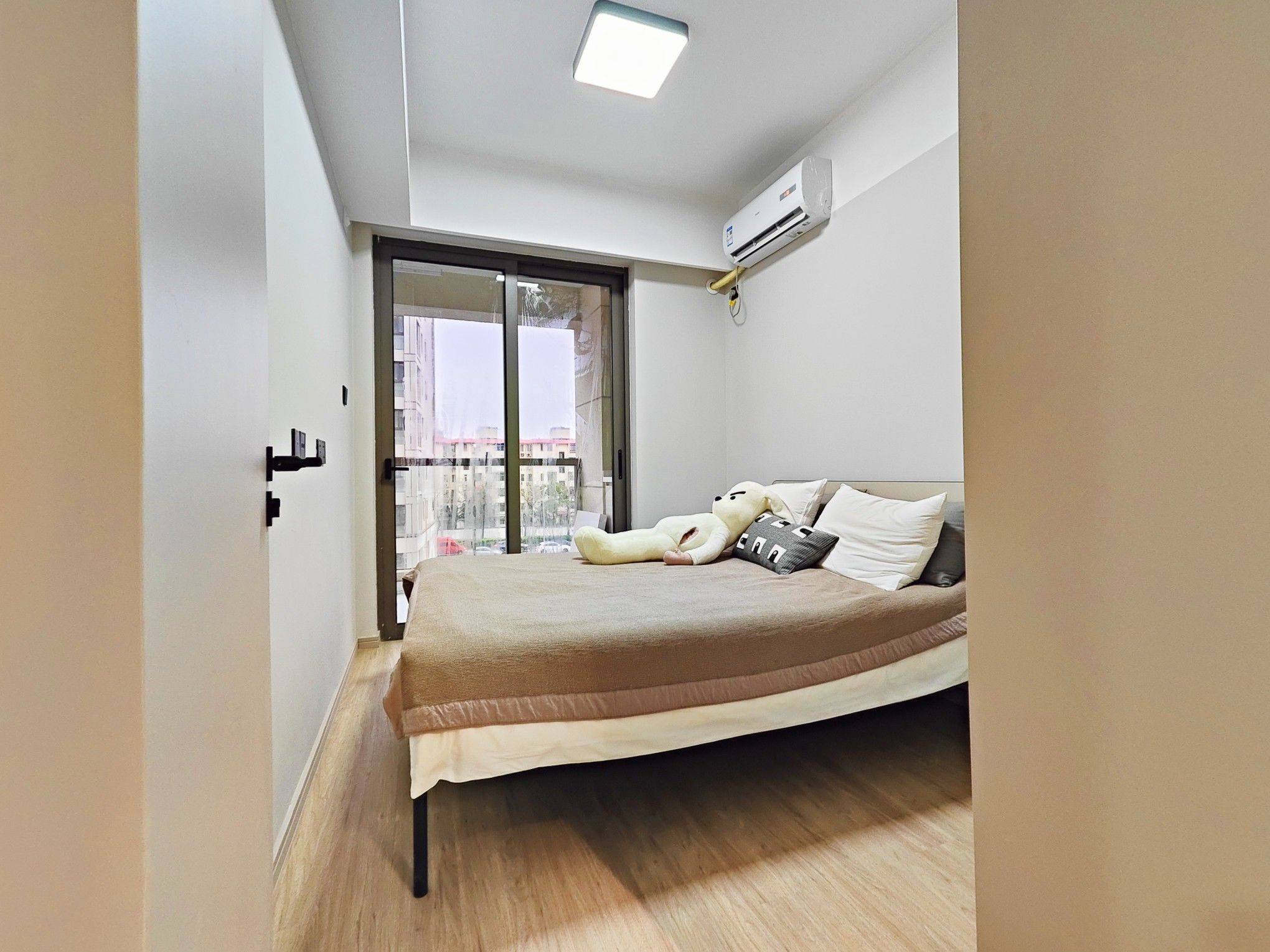 Shanghai-Baoshan-Cozy Home,Clean&Comfy,No Gender Limit,Hustle & Bustle,Chilled