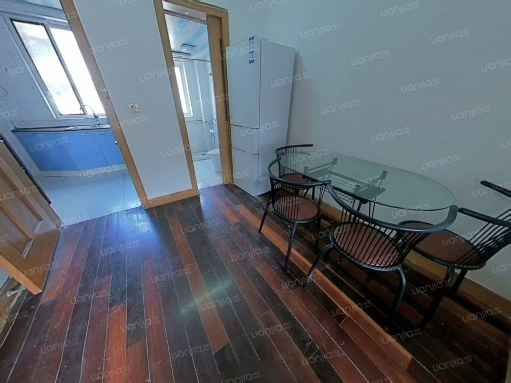 Shanghai-Minhang-Cozy Home,Clean&Comfy,No Gender Limit,Pet Friendly