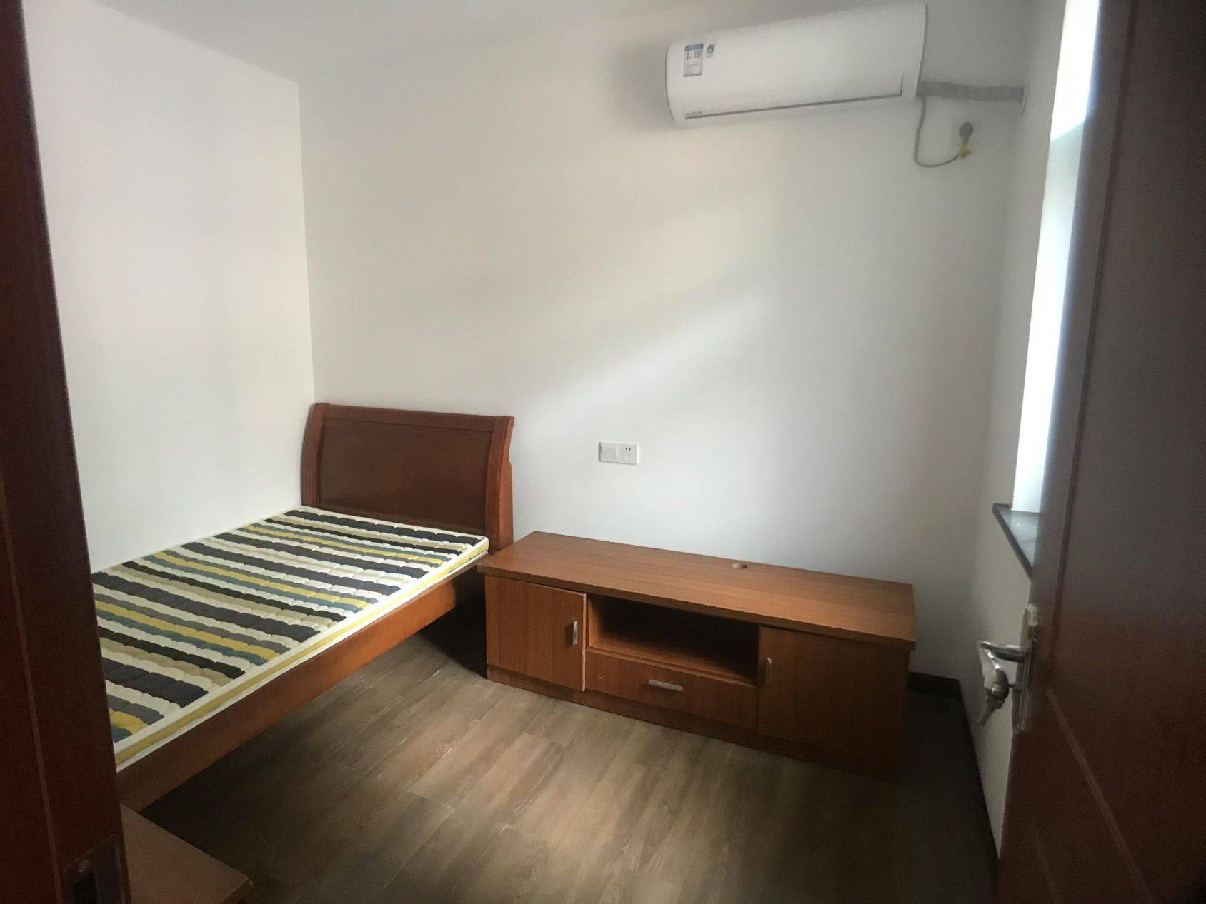 Hangzhou-Shangcheng-Cozy Home,Clean&Comfy,No Gender Limit,Hustle & Bustle,“Friends”,Chilled,LGBTQ Friendly,Pet Friendly