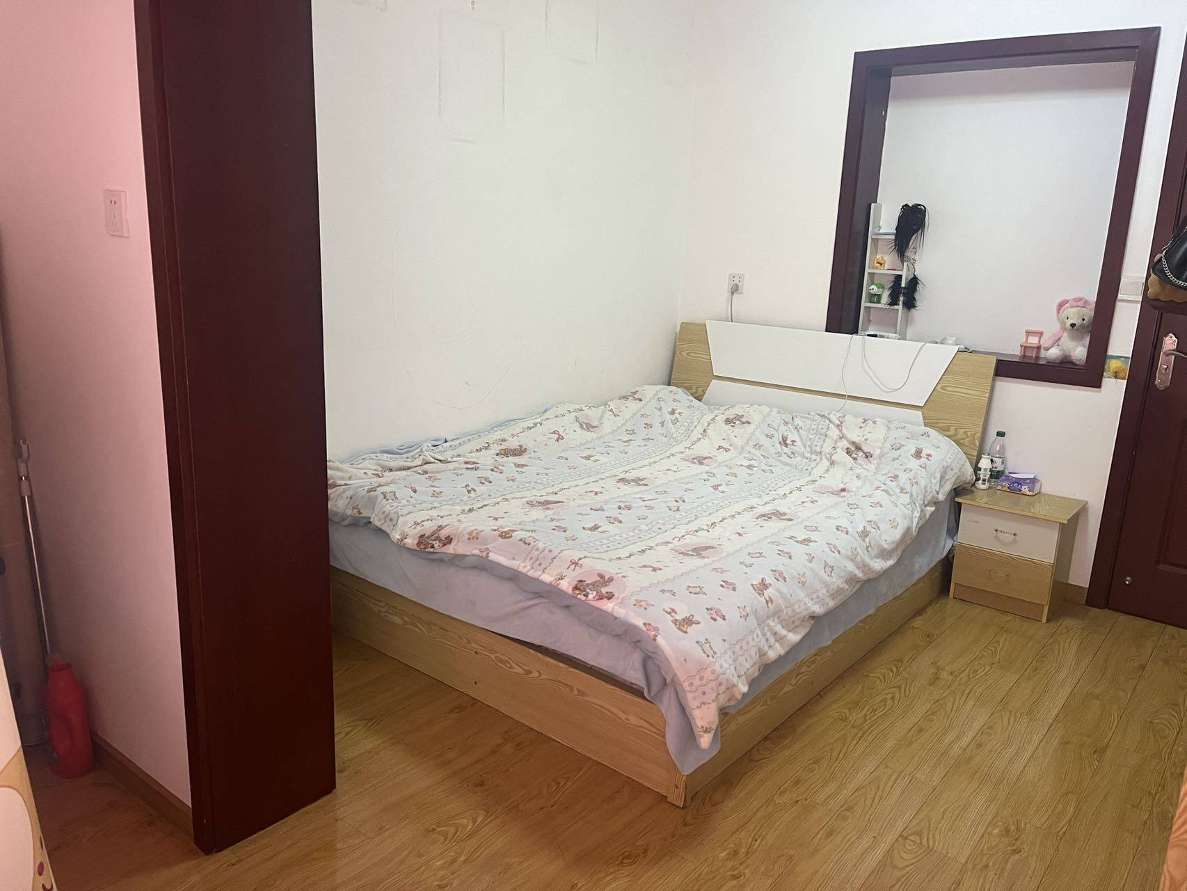 Chengdu-Chenghua-Cozy Home,Clean&Comfy,No Gender Limit,Hustle & Bustle,“Friends”,Chilled
