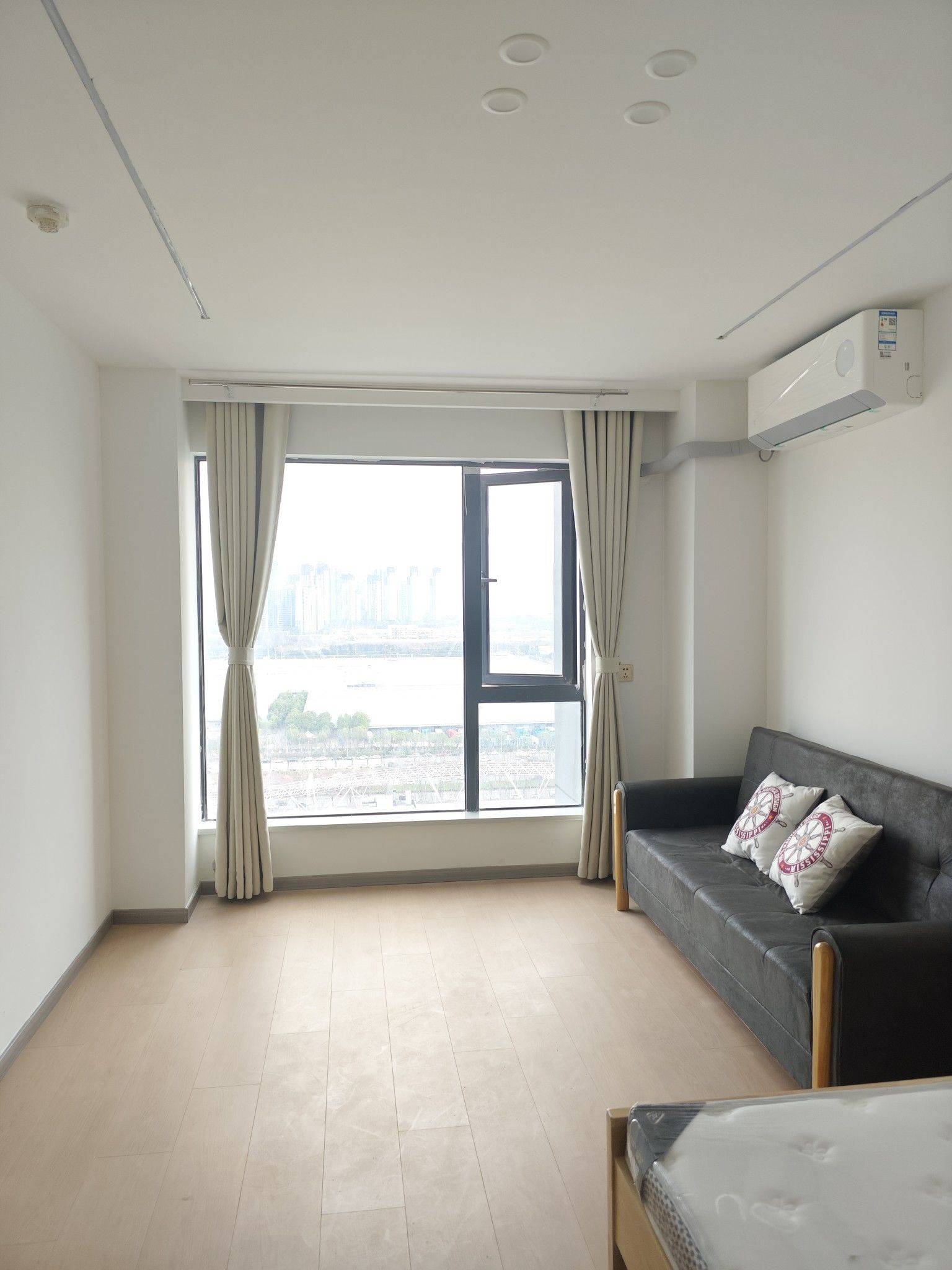 Wuhan-Hanyang-Clean&Comfy