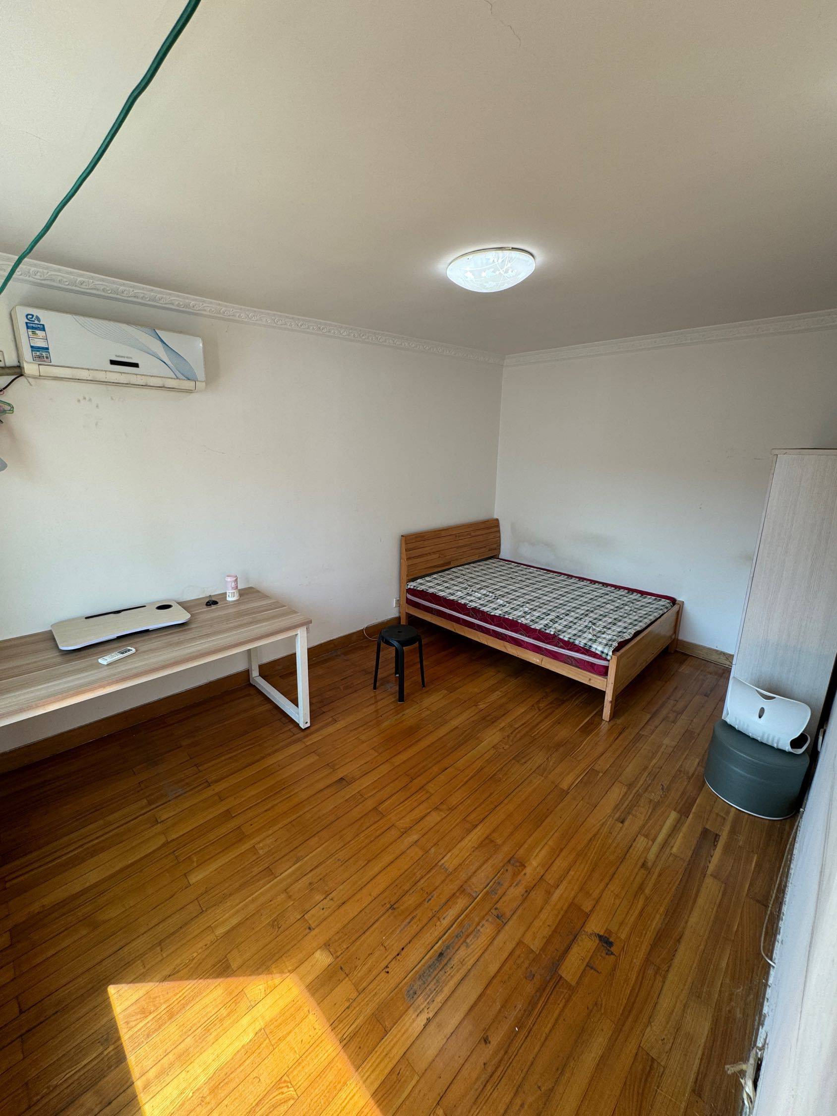 Shanghai-Pudong-Cozy Home,No Gender Limit,Hustle & Bustle